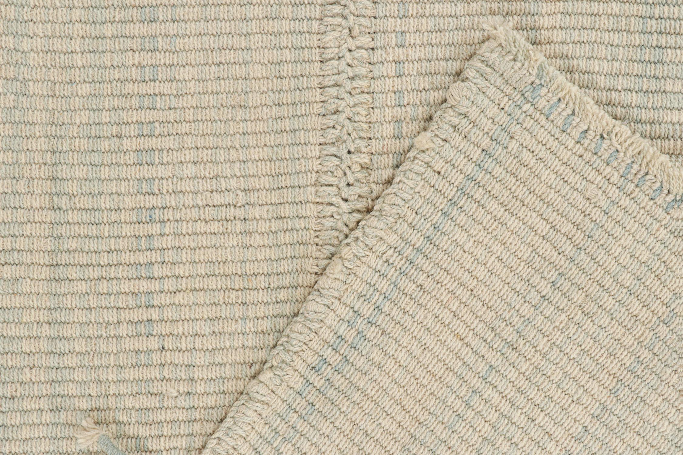 Alfombra kilim contemporánea de rayas azules y beige de Rug & Kilim Siglo XXI y contemporáneo en venta