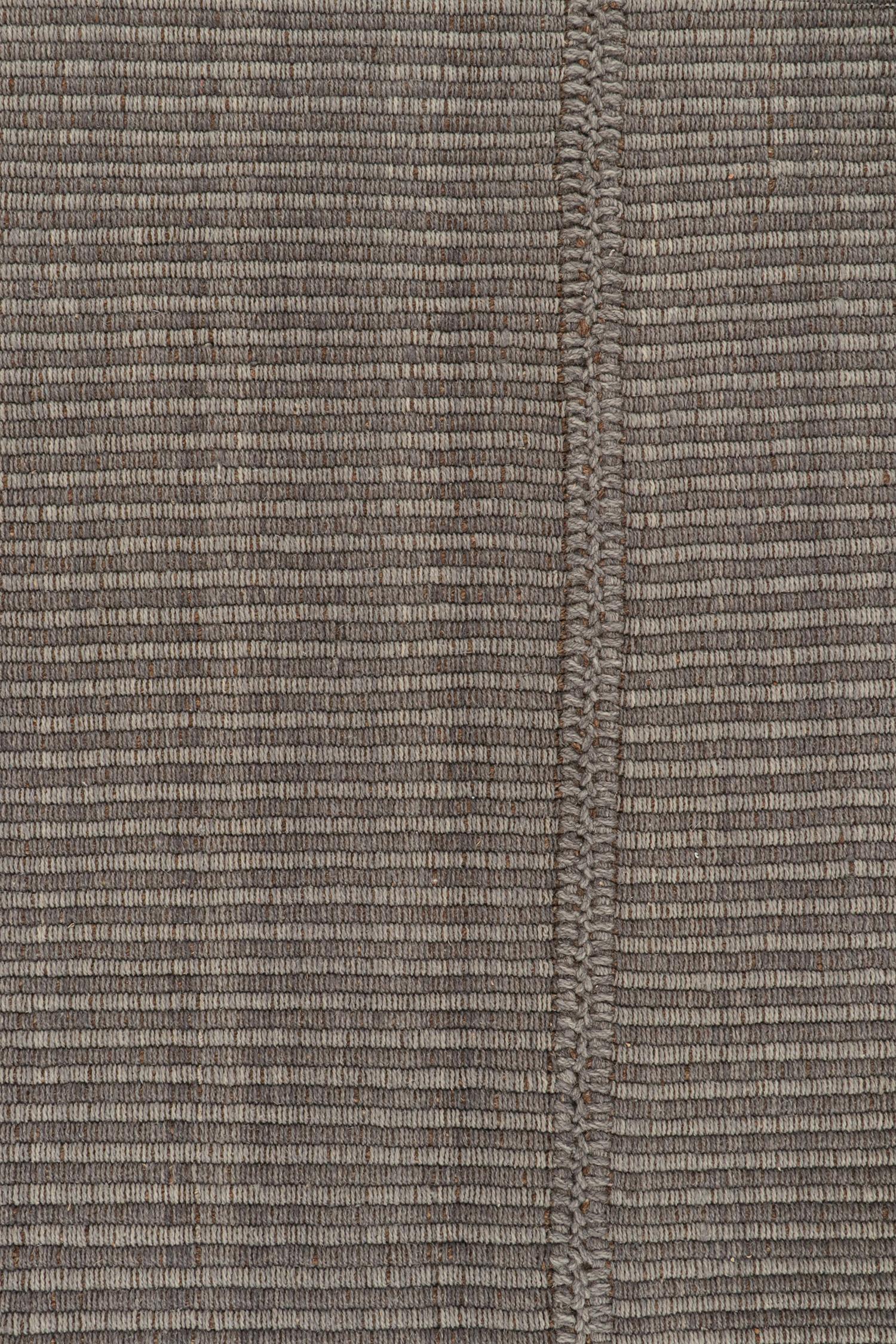 Rug & Kilim’s Contemporary Kilim Rug in Gray with Brown Accents In New Condition For Sale In Long Island City, NY