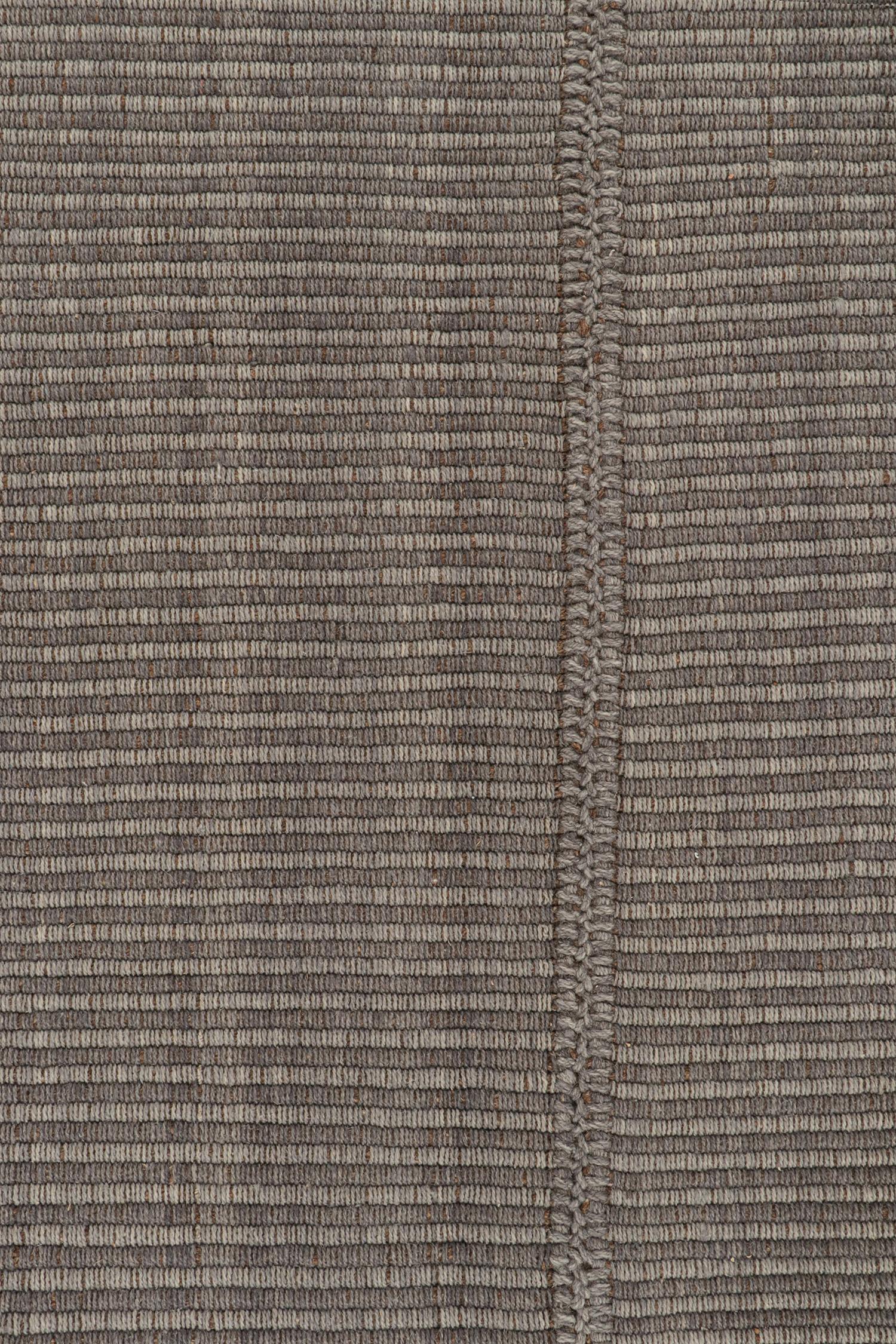 Rug & Kilim’s Contemporary Kilim Rug in Gray with Brown Accents en Nuevo estado para la venta en Long Island City, NY