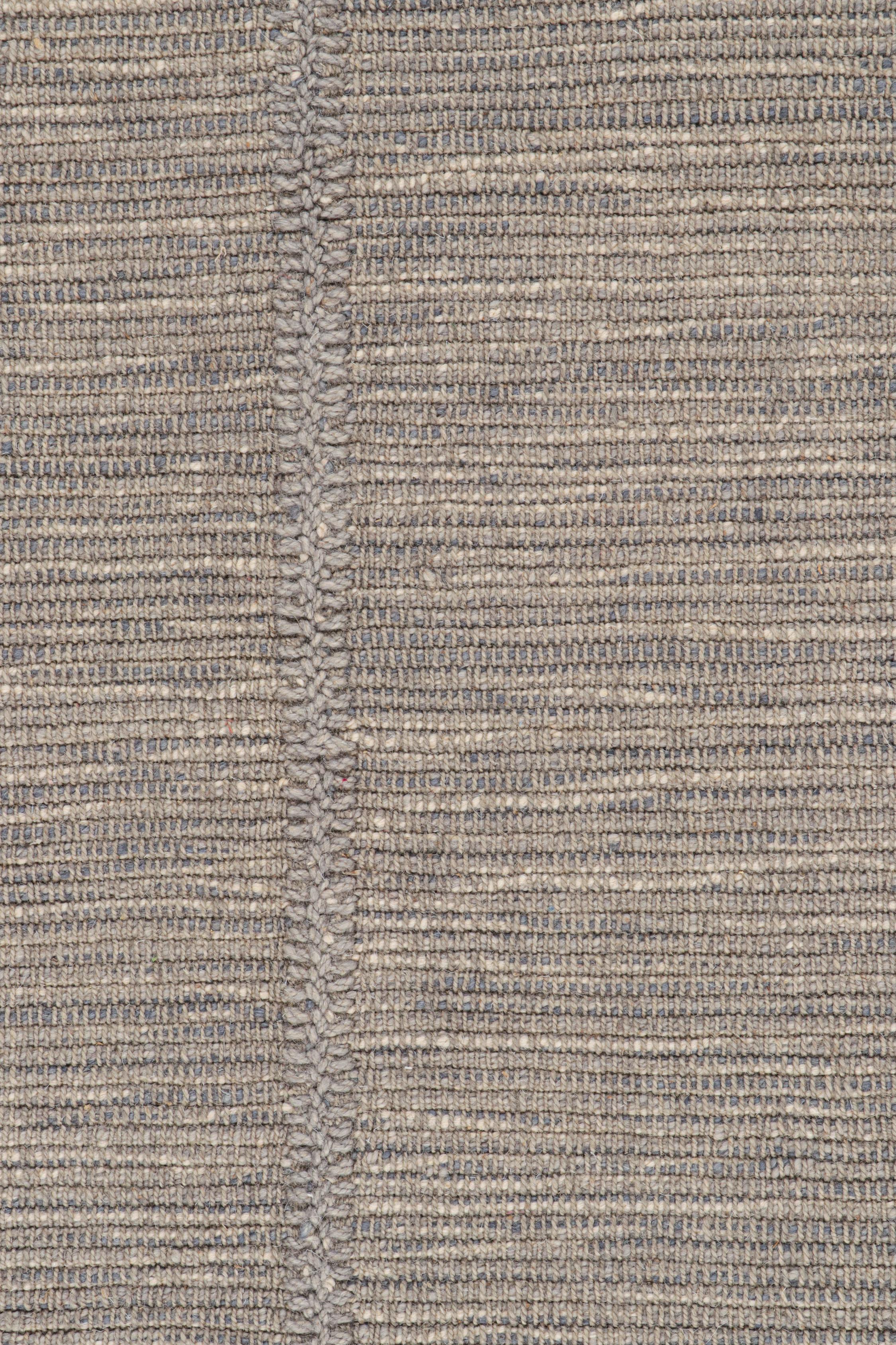 Rug & Kilim’s Contemporary Kilim Rug in Greige with Blue Accents In New Condition For Sale In Long Island City, NY