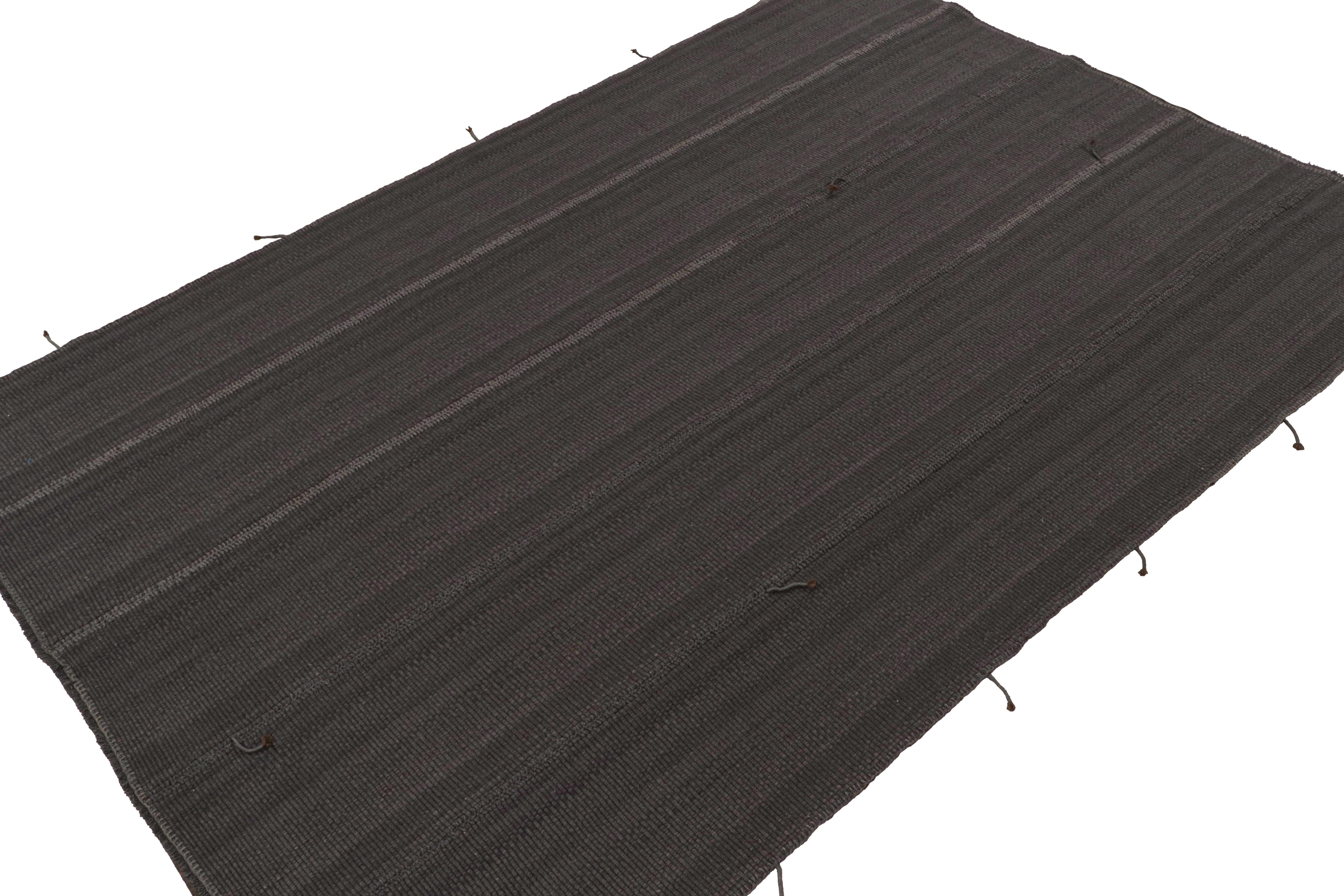 Rug & Kilim’s Contemporary Kilim Rug in Slate Gray with Brown Accents Moderno en venta
