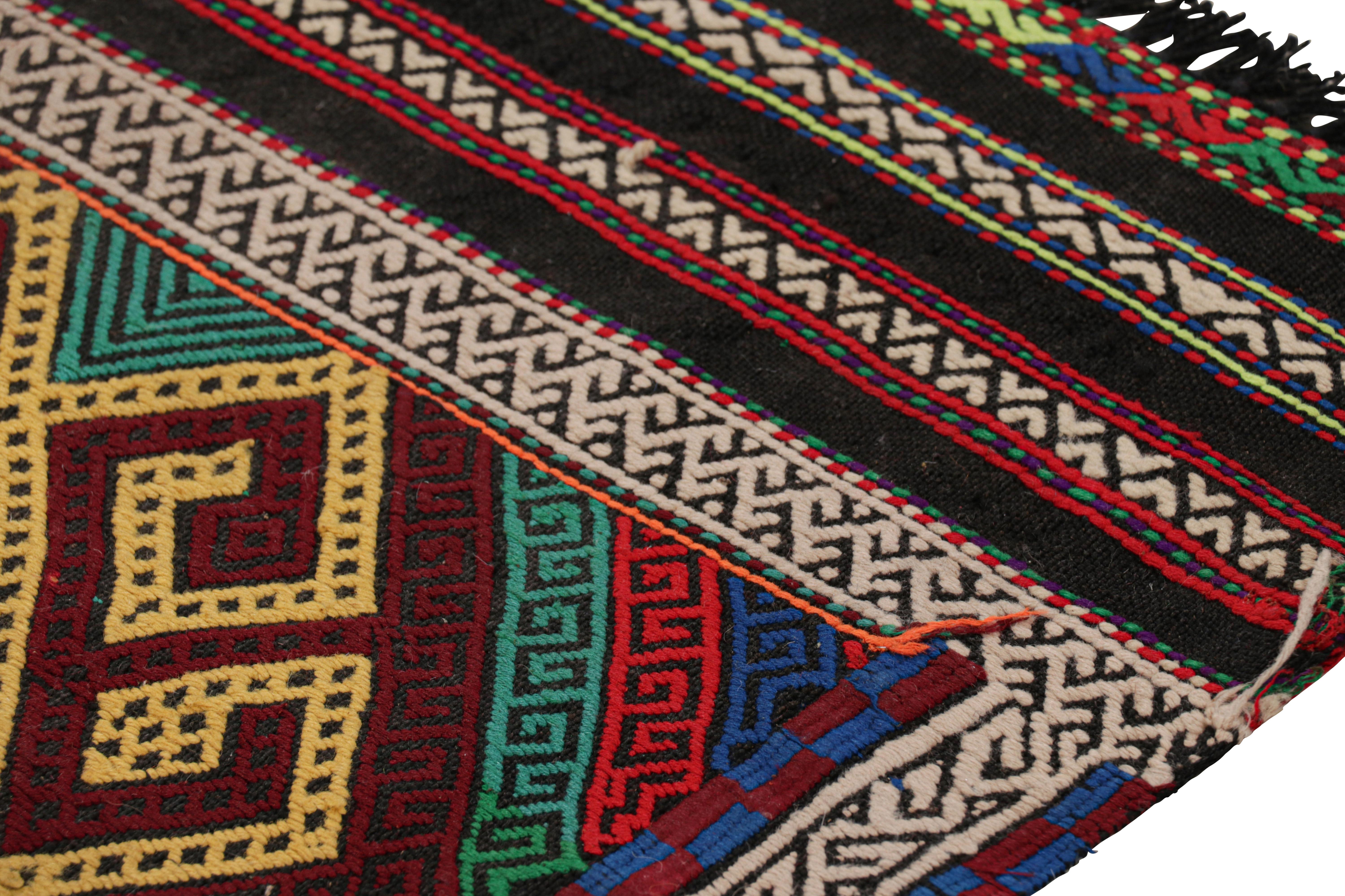 Rug & Kilim’s Contemporary Kilim Runner with Polychromatic Geometric Medallions In New Condition For Sale In Long Island City, NY