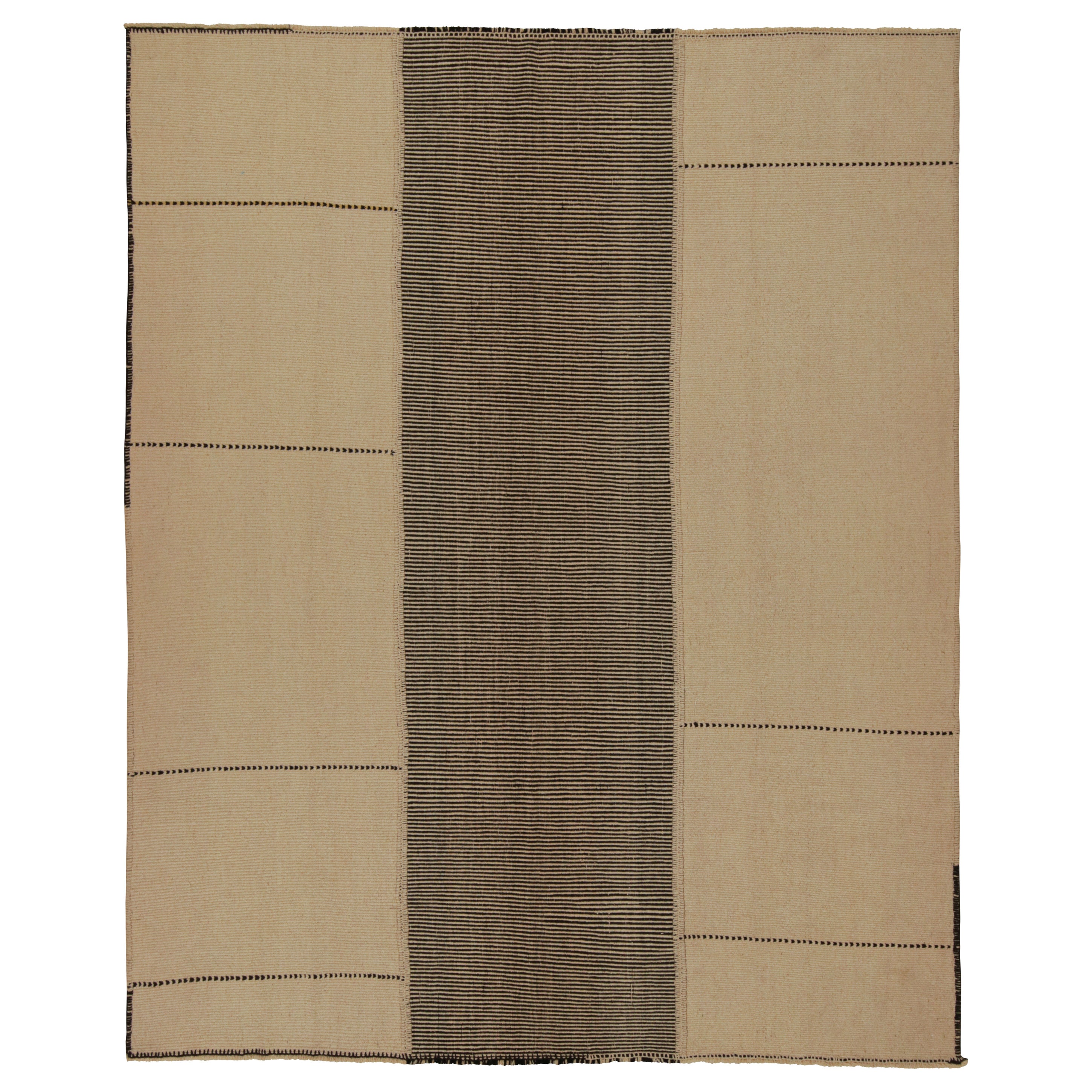 Rug & Kilim: Kilim contemporaneo con strisce testuali beige e nere