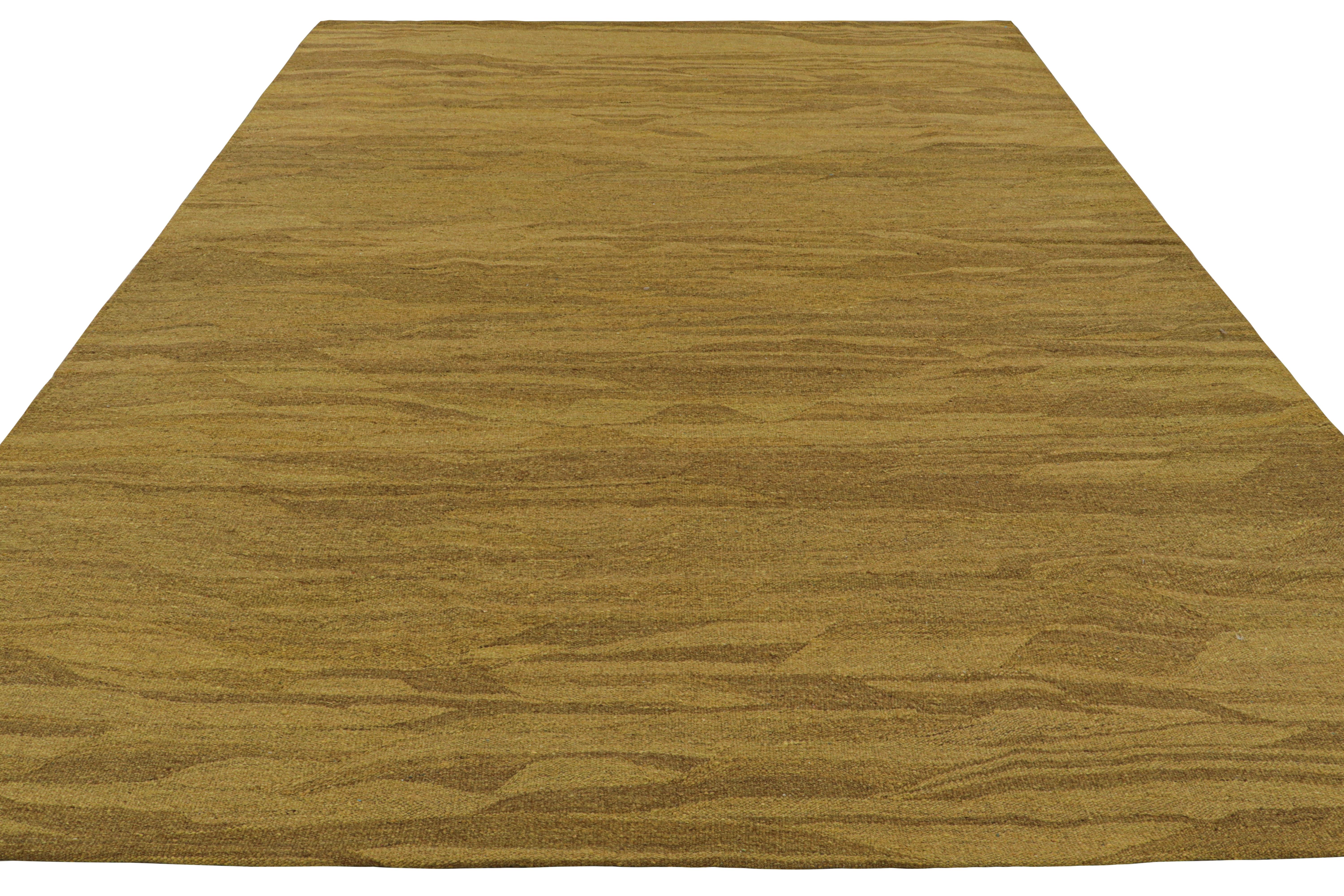 Tessuto a mano Rug & Kilim è un kilim contemporaneo con tonalità chartreuse, oro e beige-marrone in vendita