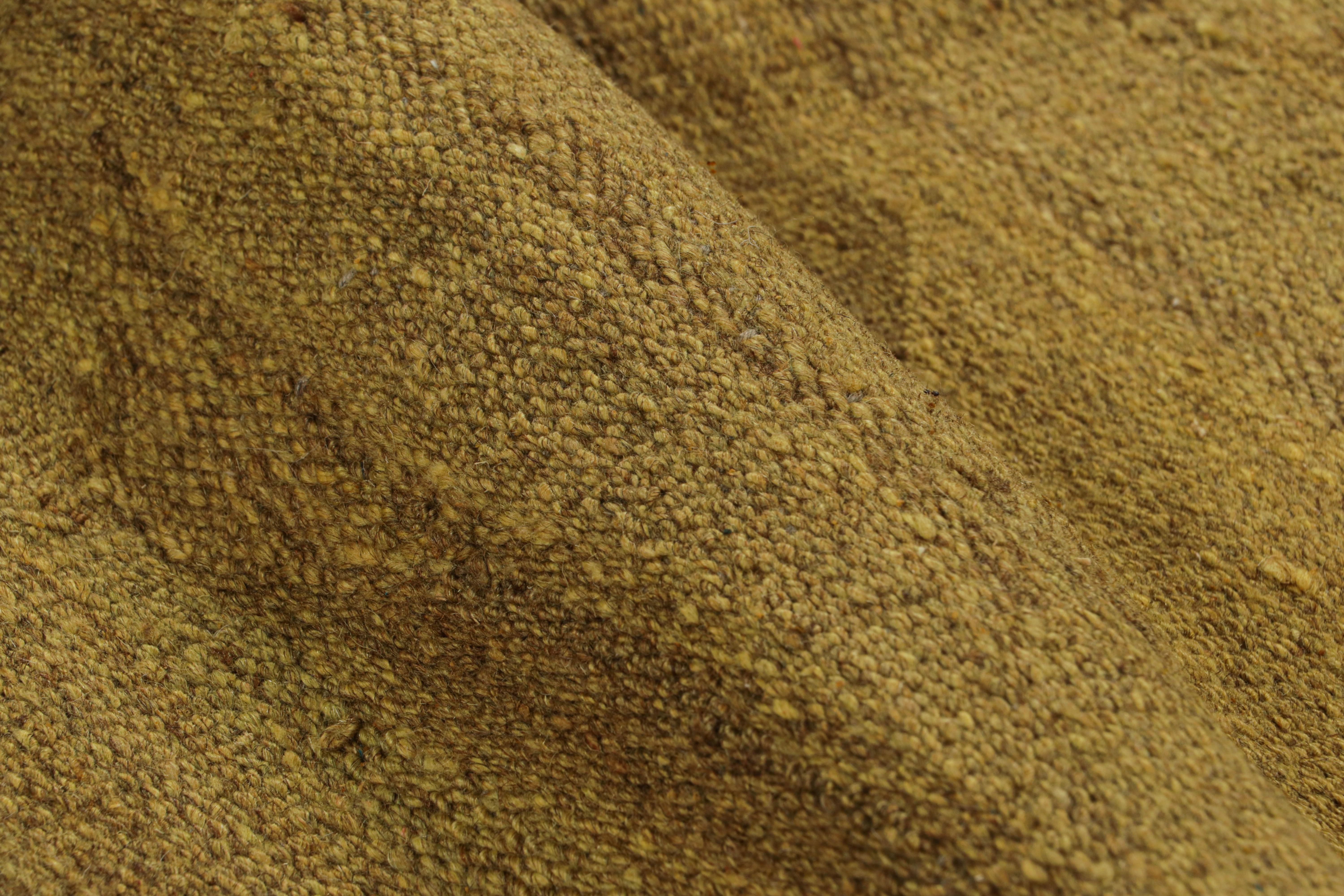 Rug & Kilim’s Contemporary Kilim with Chartreuse, Gold and Beige-Brown Tones In New Condition For Sale In Long Island City, NY