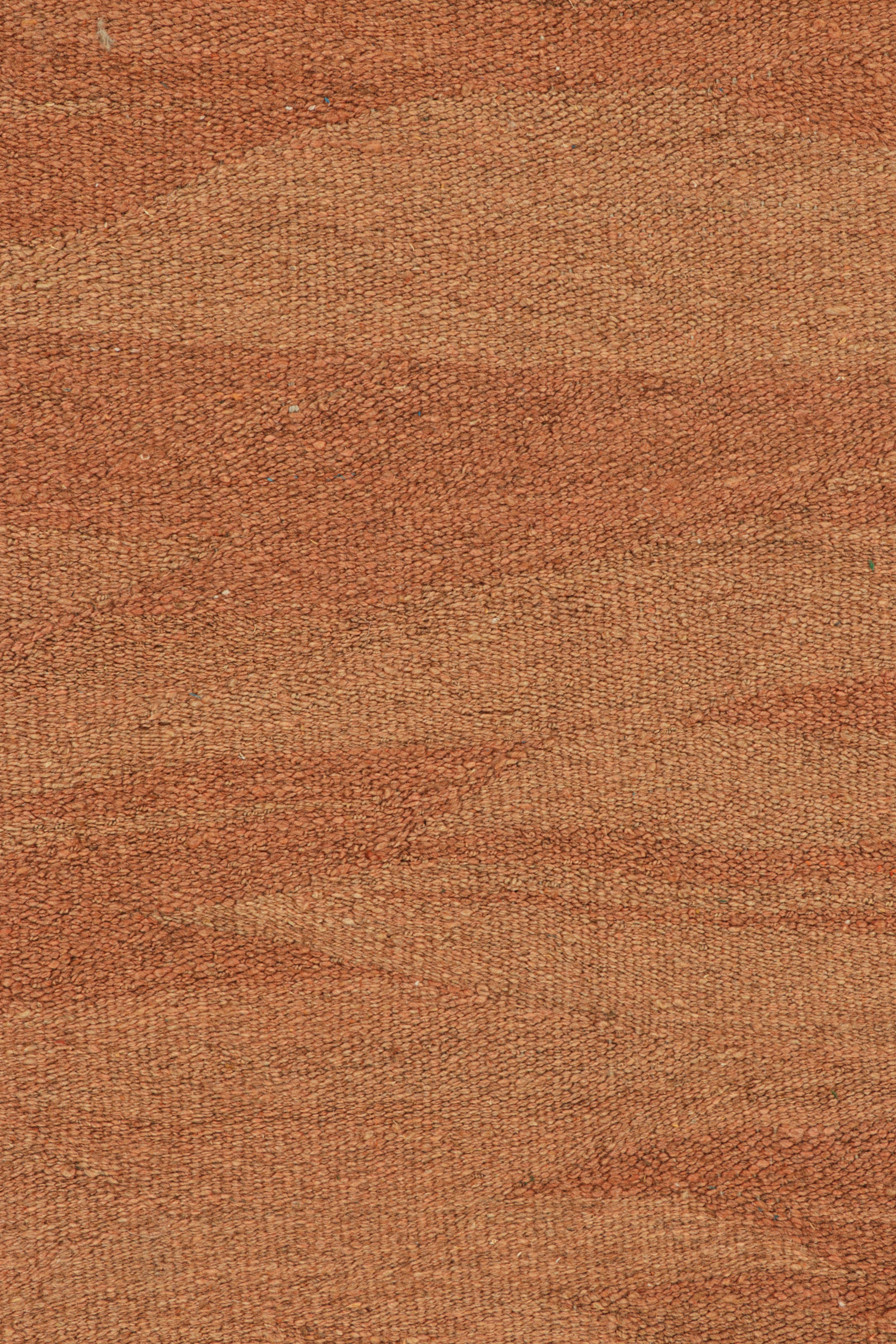 Moderno Rug & Kilim è un Kilim contemporaneo con strisce nei toni del marrone in vendita