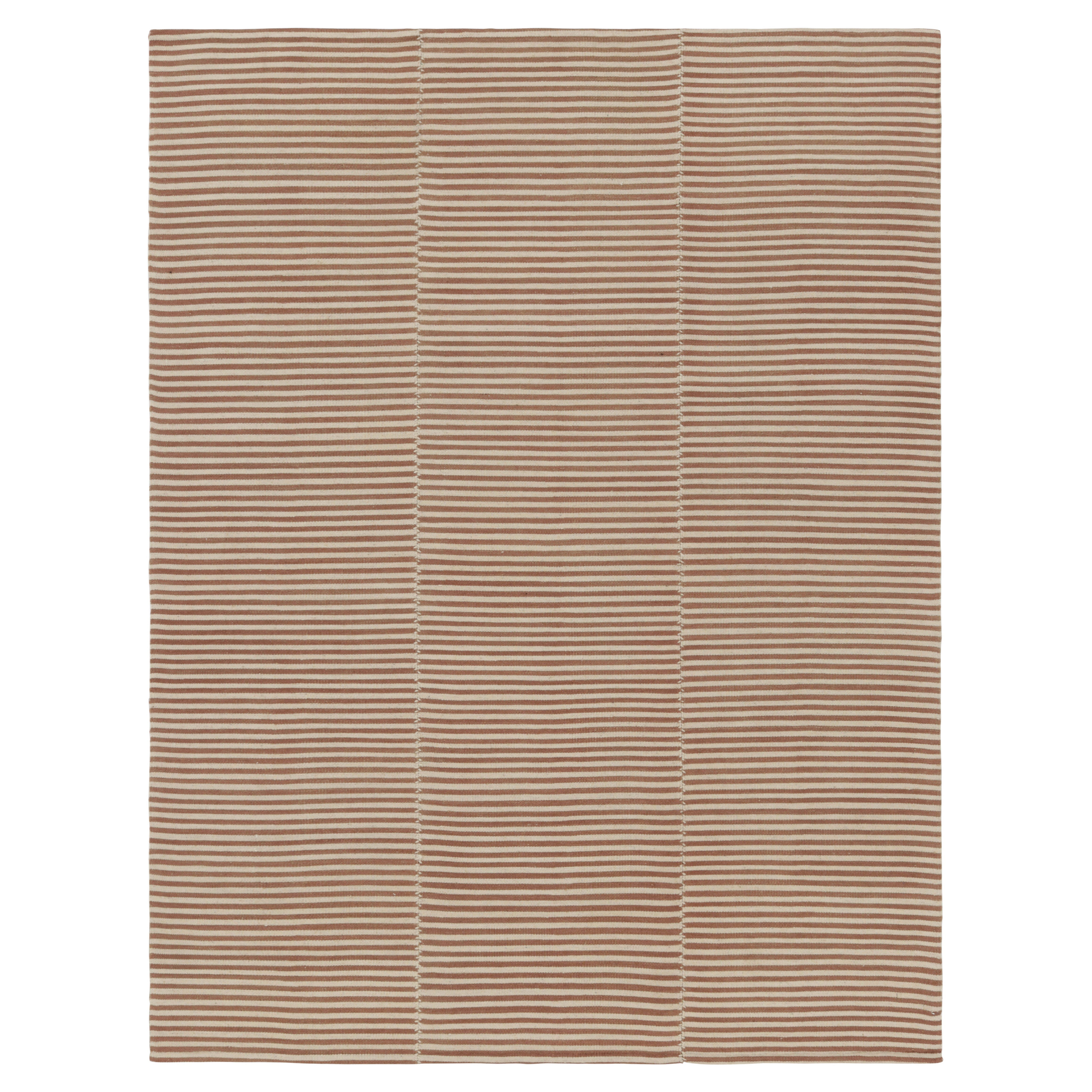 Kilim contemporáneo de Rug
Kilim con rayas texturadas en beige y marrón