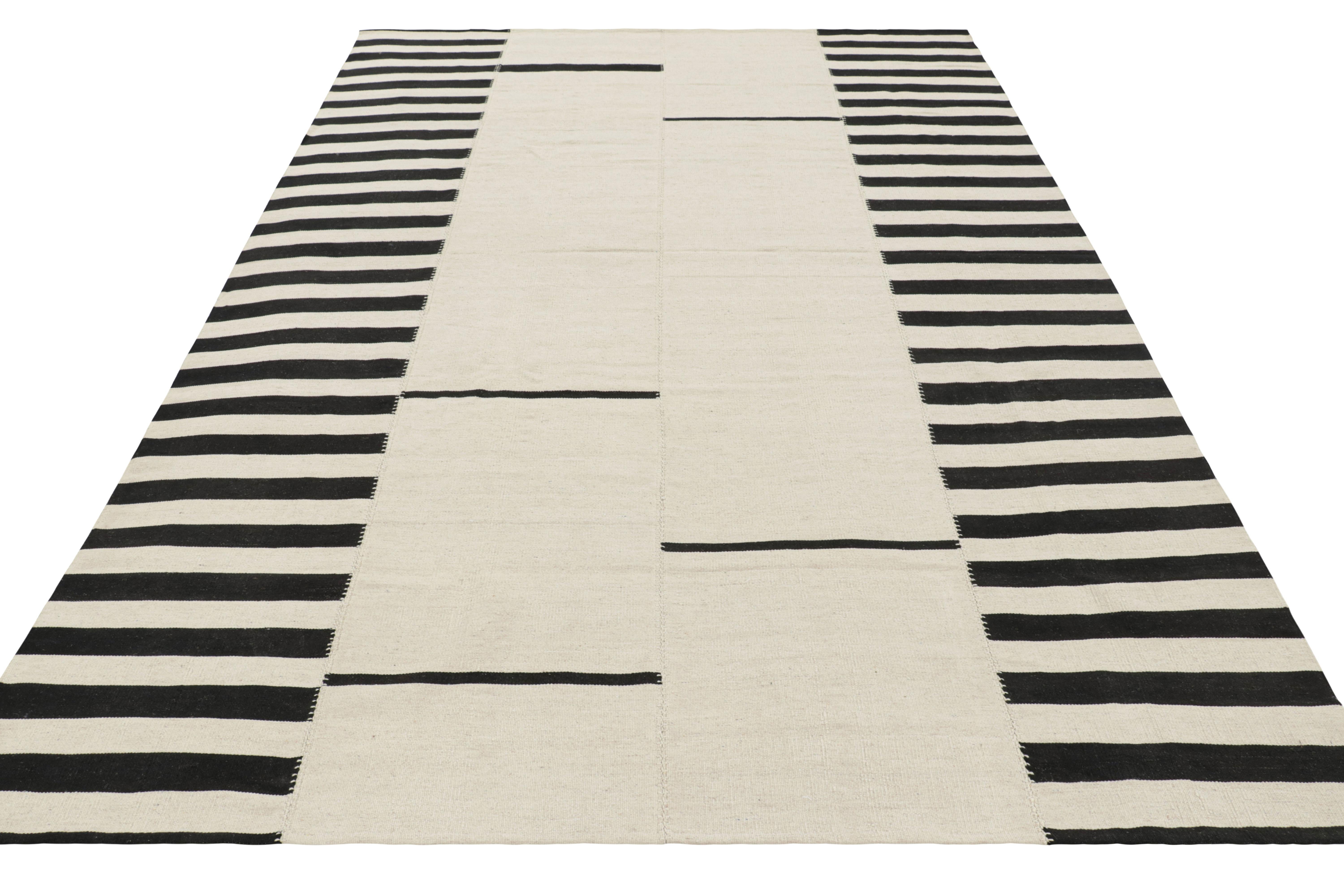 Rug & Kilim’s Contemporary Kilim with Textural Cream and Black Stripes In New Condition For Sale In Long Island City, NY