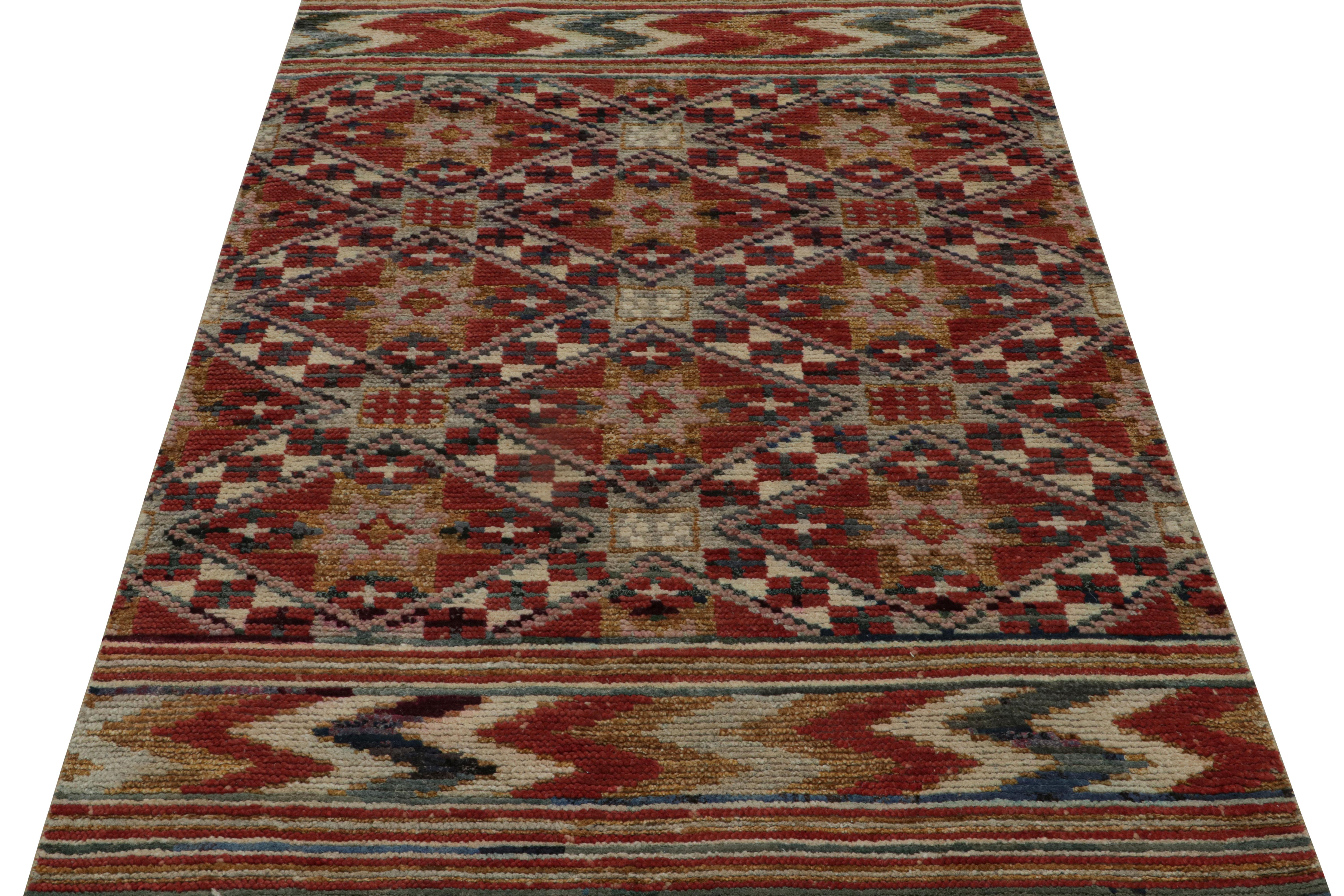 Tribale Rug & Kilim: Tappeto in stile marocchino contemporaneo con motivi geometrici berberi in vendita