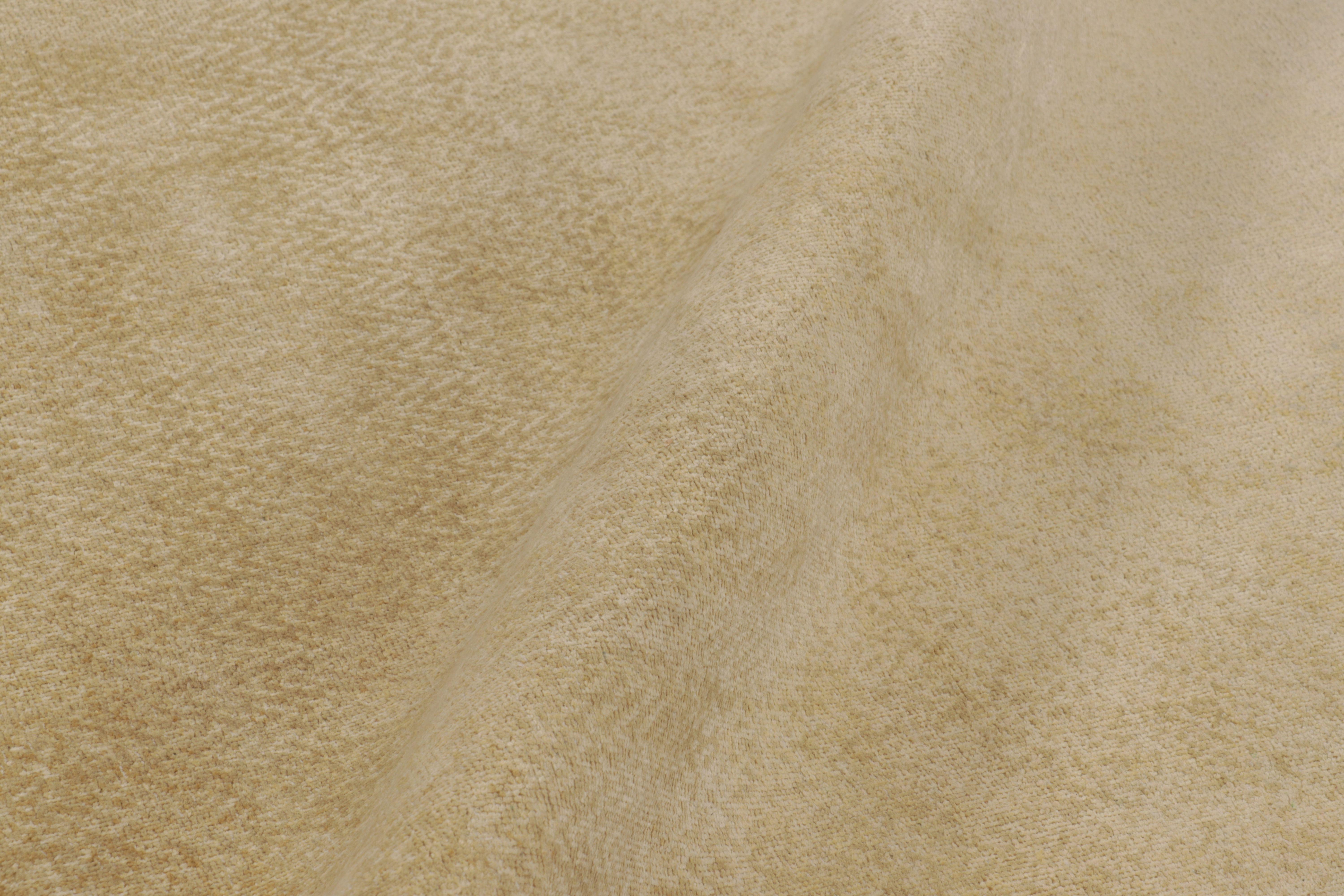 Zeitgenössischer Ombre-Teppich von Rug & Kilim in Beige-Braun und Goldtönen (21. Jahrhundert und zeitgenössisch) im Angebot