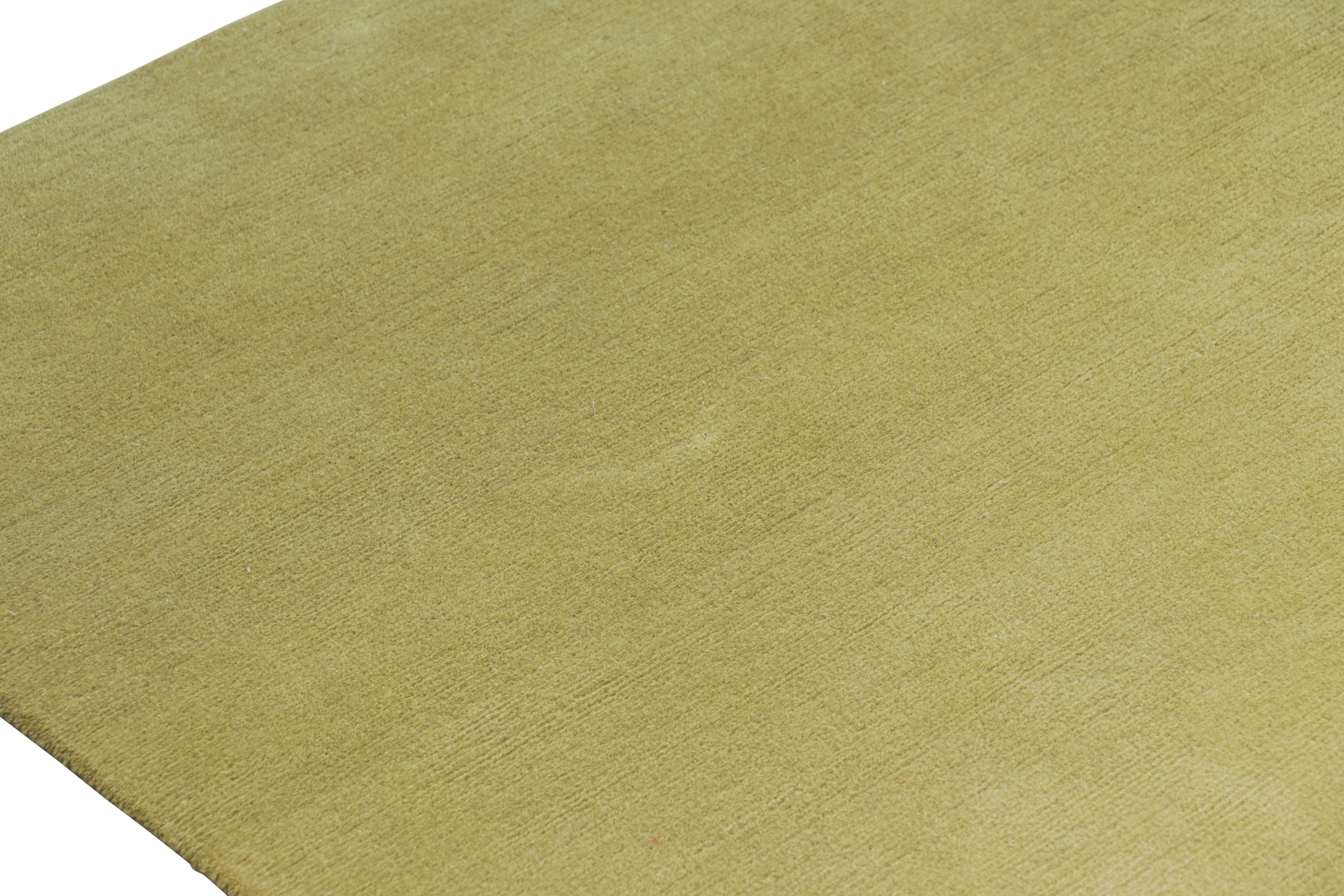 Moderno Rug & Kilim: Tappeto Ombre Contemporaneo nei toni del rosa e del chartreuse in vendita