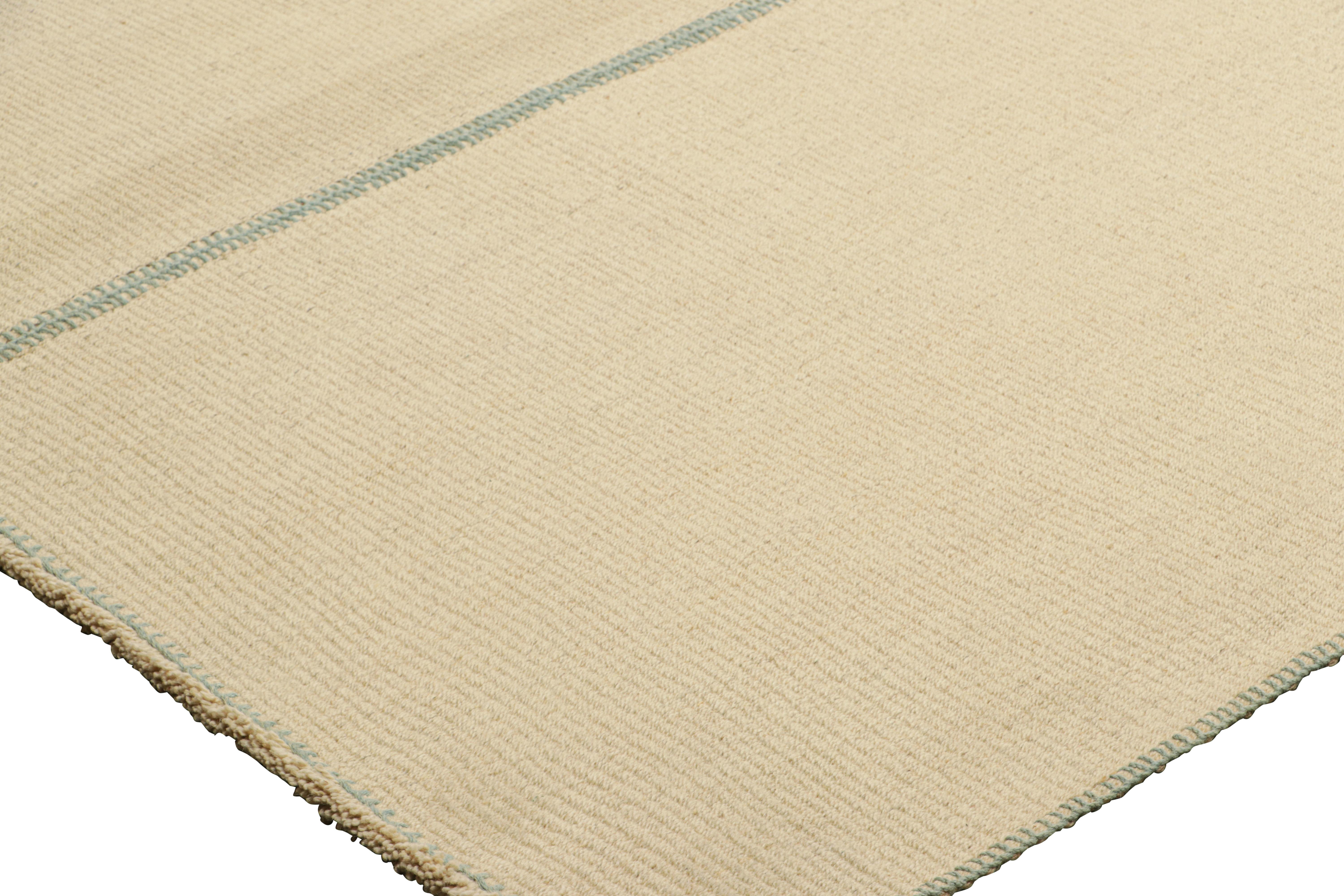 Rug & Kilim's Contemporary Oversized Kilim in Blue and Beige Textural Stripes (Kilim contemporain surdimensionné à rayures texturées bleu et beige) Neuf - En vente à Long Island City, NY