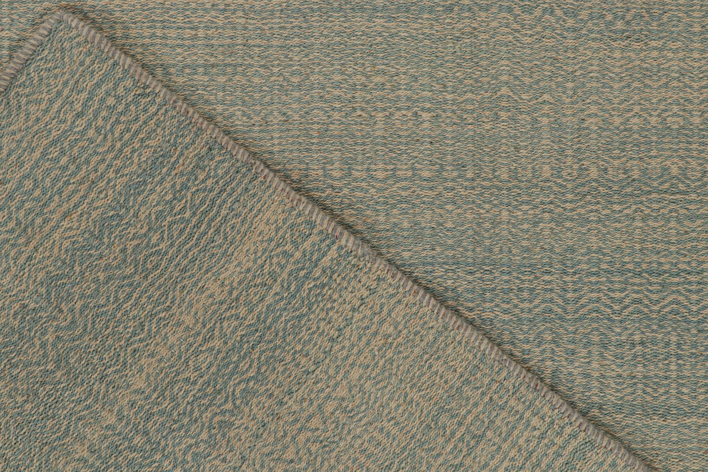 Kilim persa contemporáneo de rayas azules y beige de Rug & Kilim Siglo XXI y contemporáneo en venta