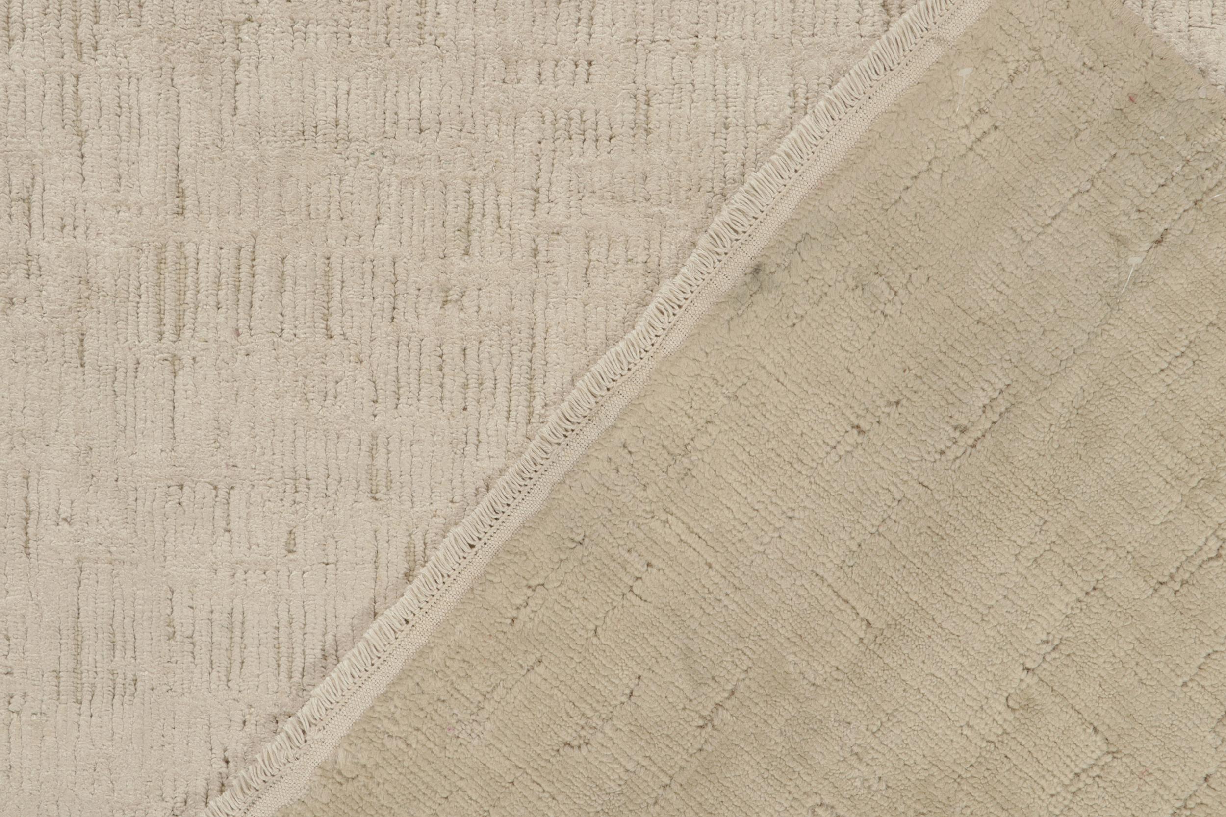 Wool Rug & Kilim’s Contemporary Rug in Beige and Off-White, Reversible For Sale