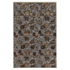 Tapis Contemporary de Rug & Kilim à motifs floraux beige-brun et gris-bleu