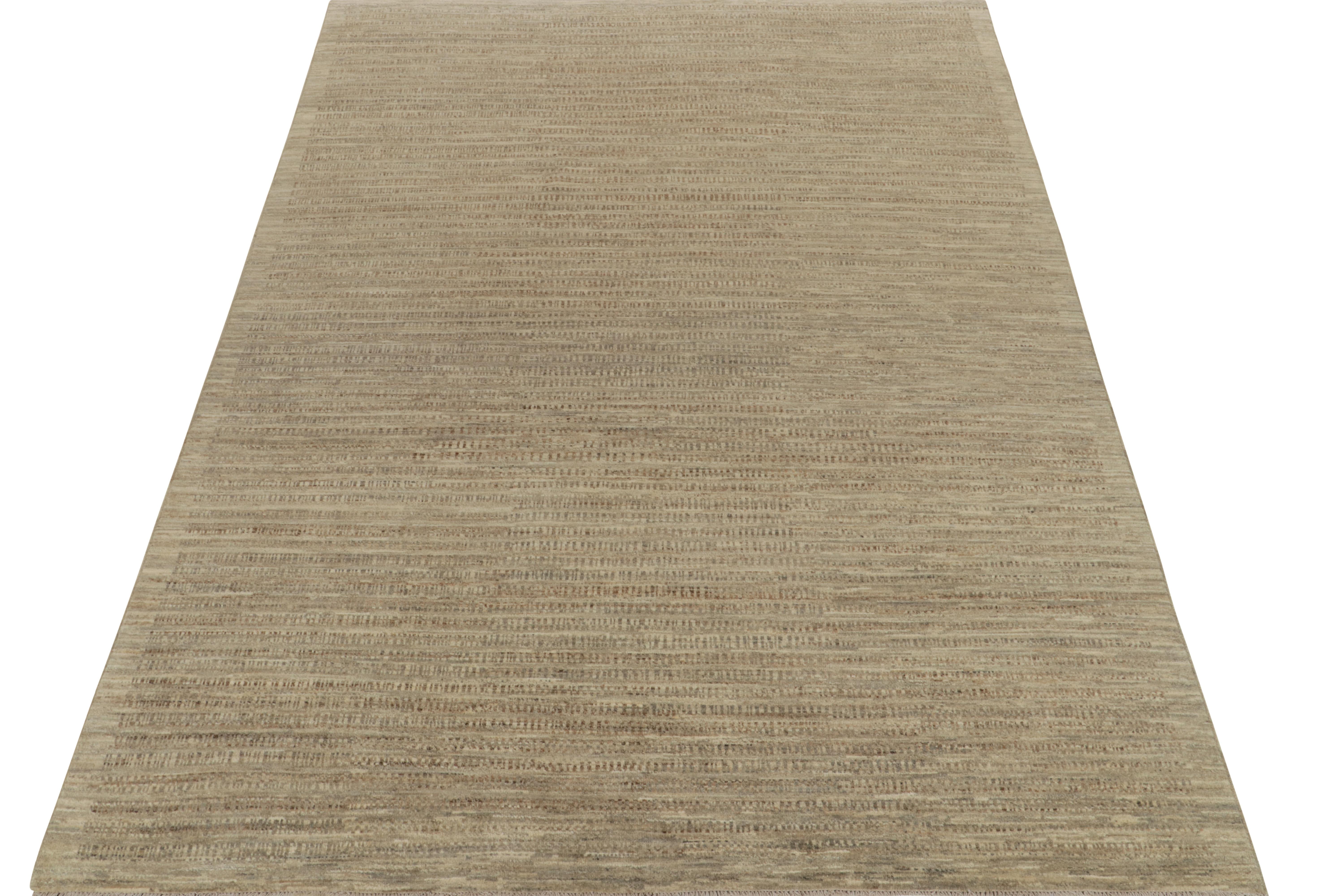 Modern Rug & Kilim’s Contemporary rug in Beige-Brown Striations For Sale