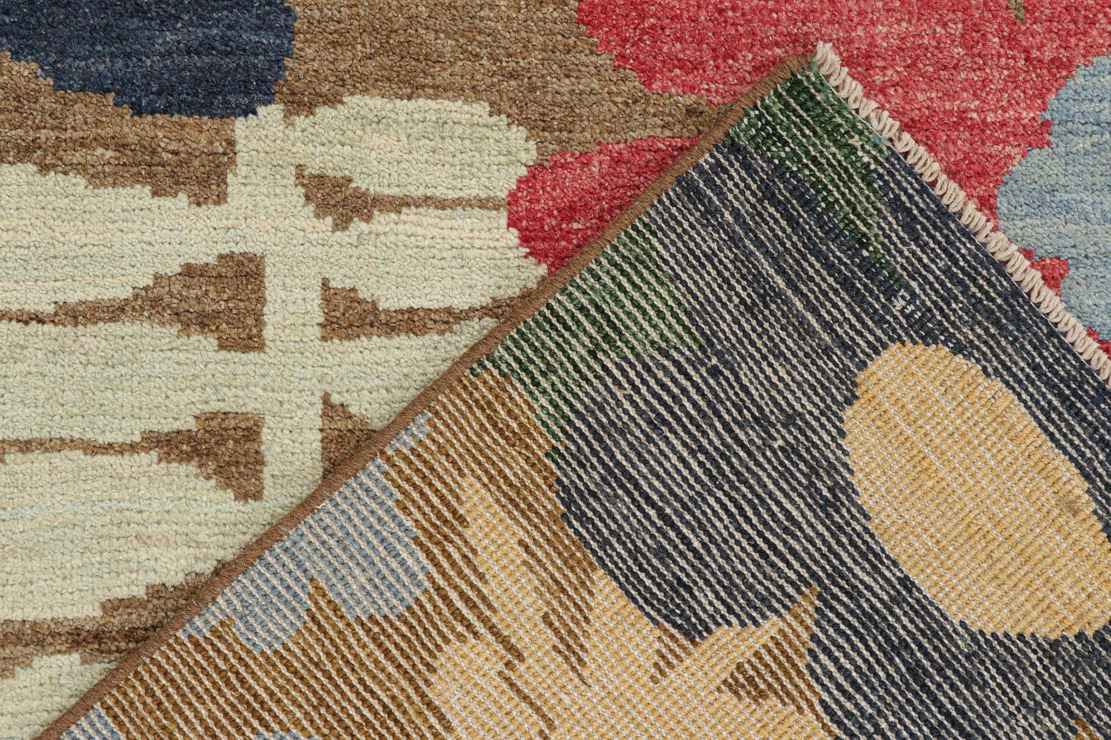 XXIe siècle et contemporain Rug & Kilim’s Contemporary Rug in Beige-Brown with Polychromatic Floral Pattern en vente