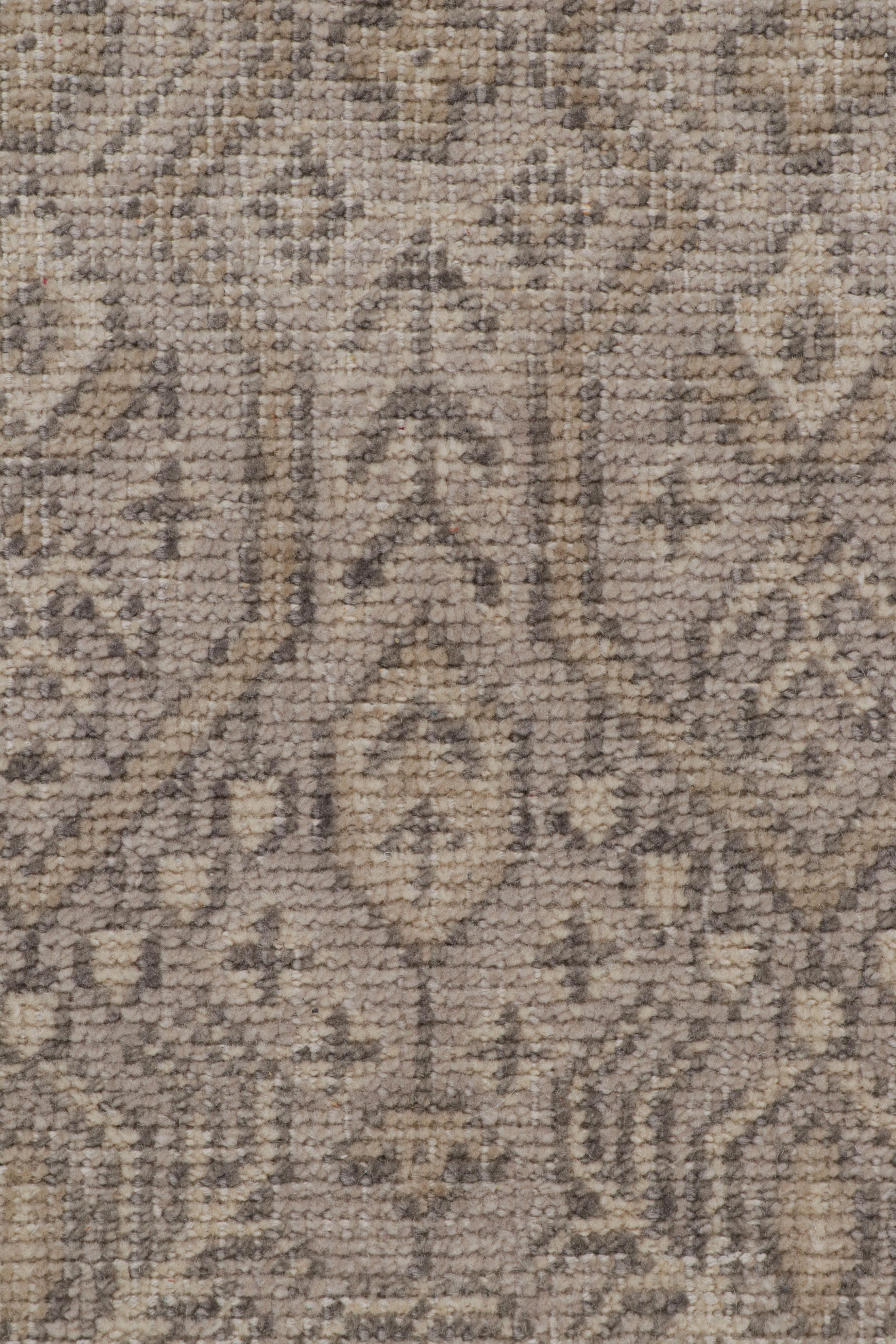 Alfombra contemporánea de Rug & Kilim con motivos geométricos en beige, gris y azul en Nuevo estado para la venta en Long Island City, NY