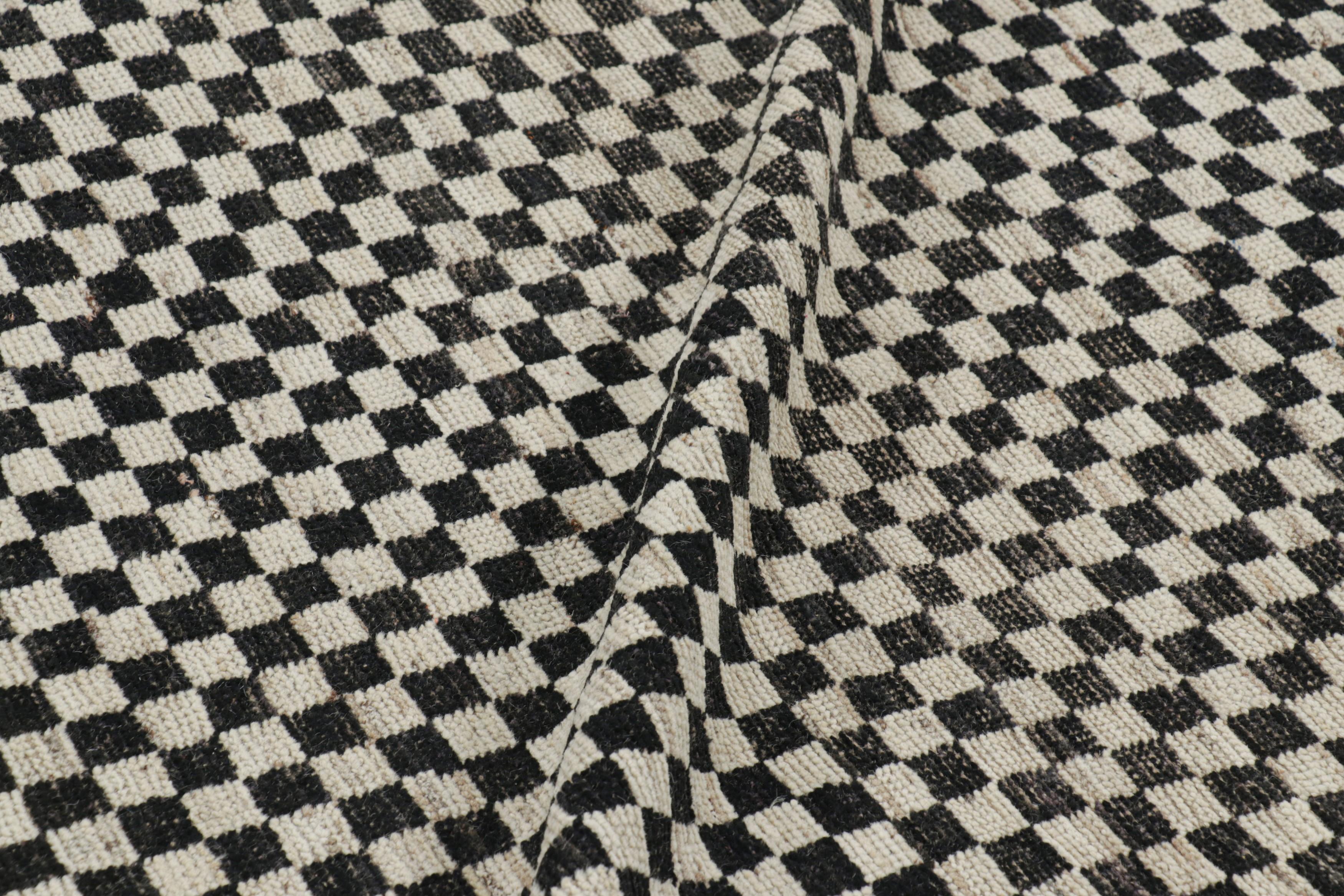 Wool Rug & Kilim’s Contemporary Rug in Black and White Checkerboard Geometric Pattern For Sale