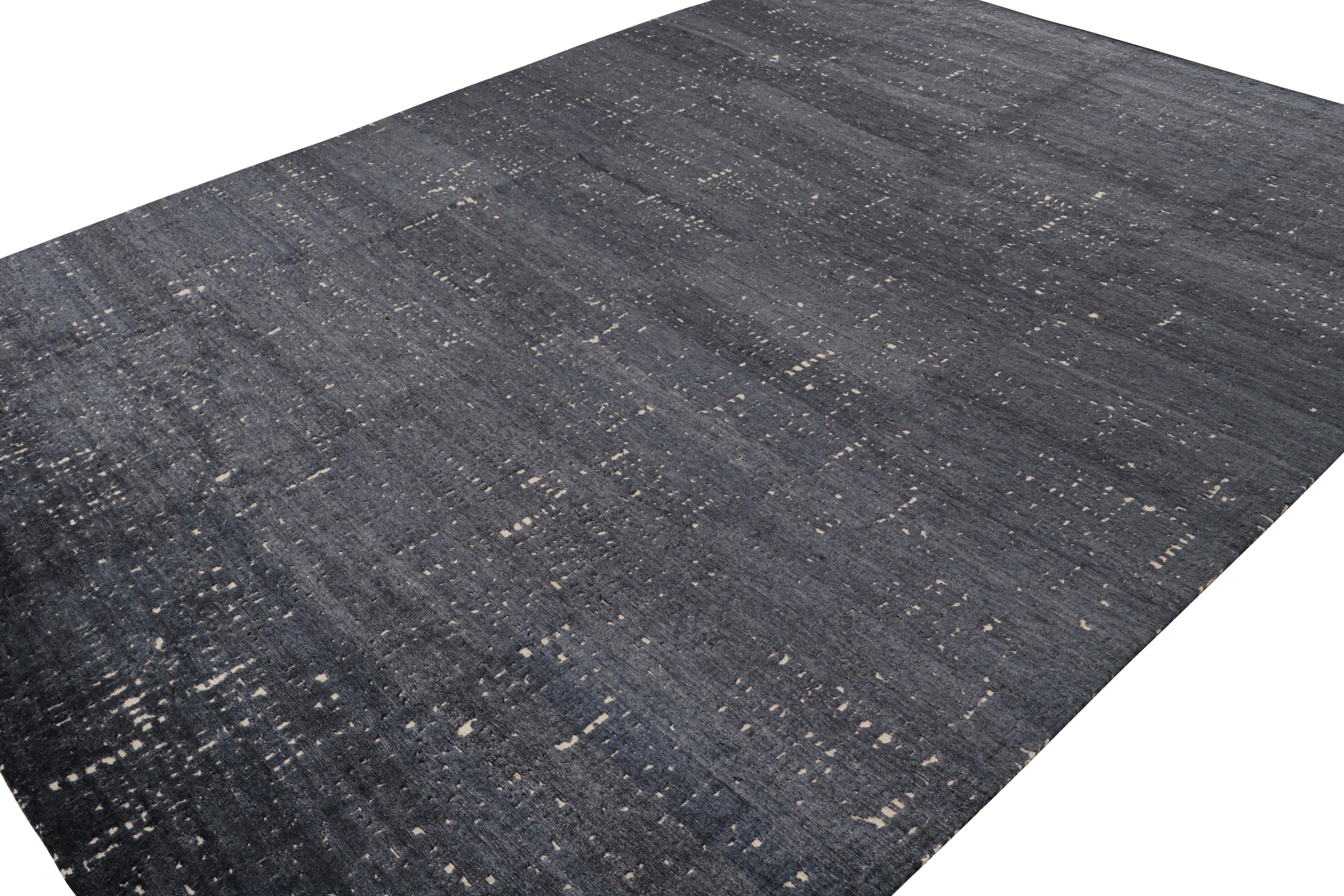 Hand-knotted in silk, this 10x14 contemporary rug by Rug & Kilim represents their “City Lights” design in grisailles tones.  

On the Design: 

A well-received addition to their Modern Collection, this rug draws inspiration from the lights of New