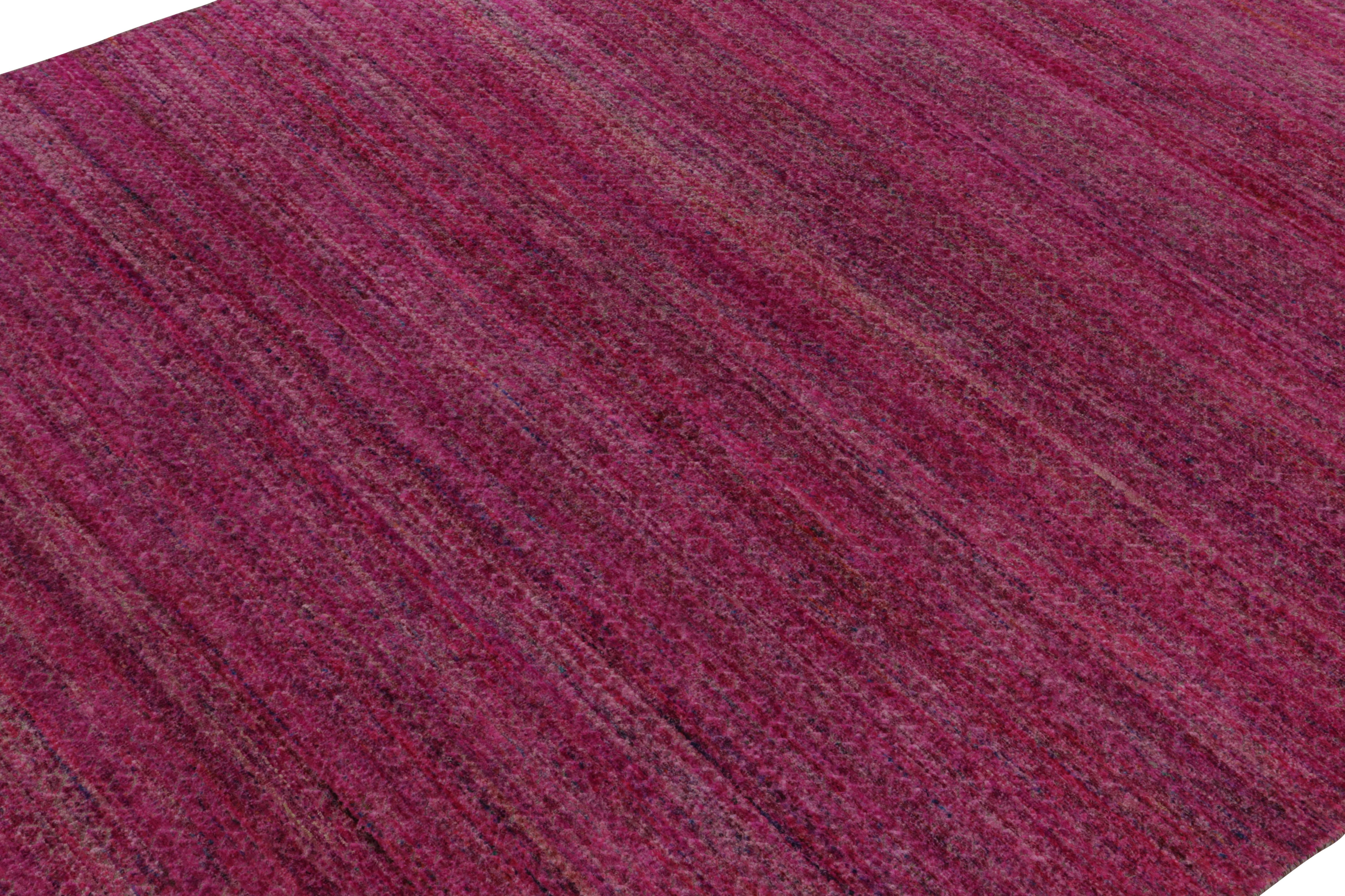 Indian Rug & Kilim’s Contemporary Rug in Pink and Red Striae For Sale
