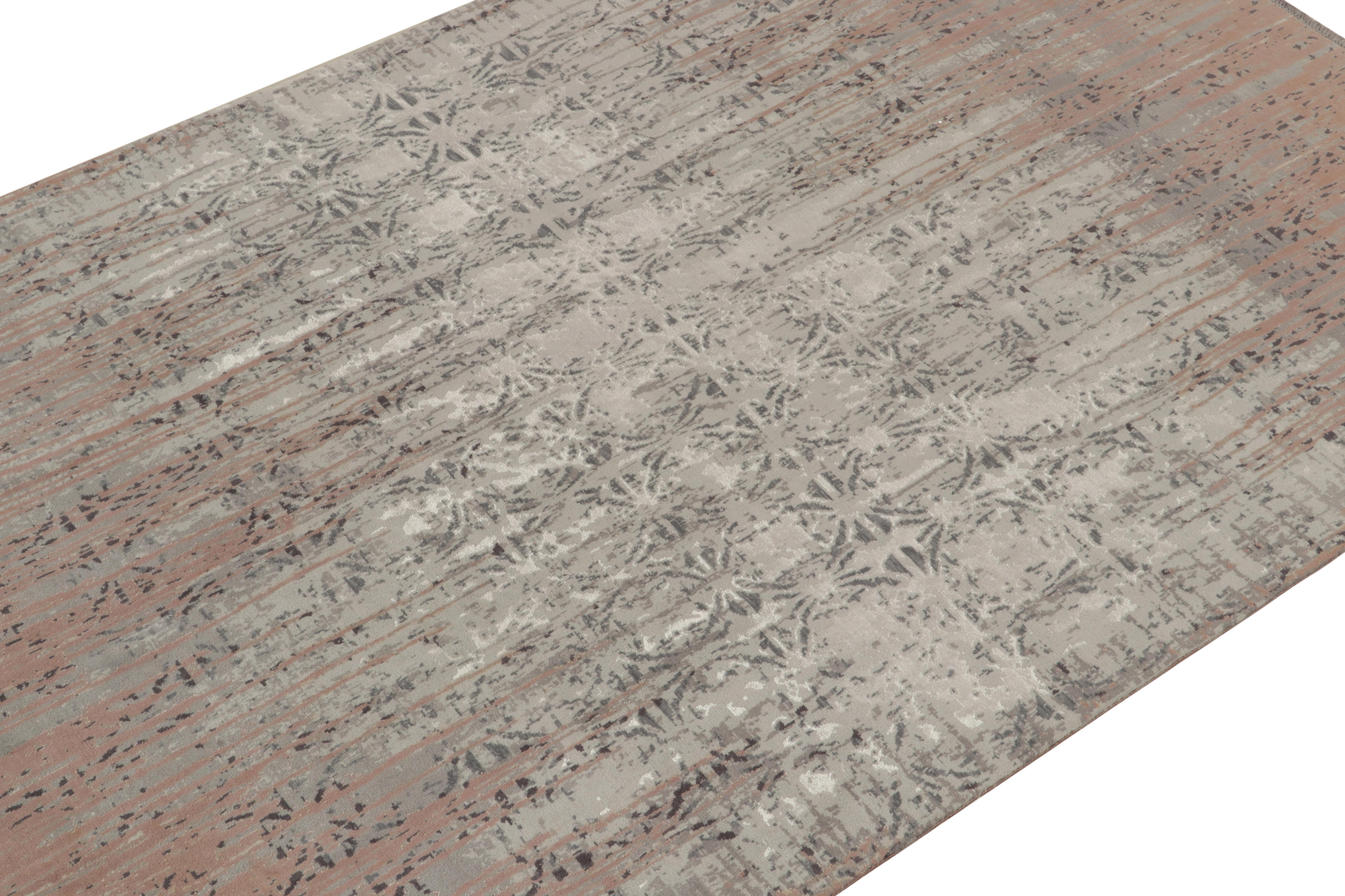 Zeitgenössischer Teppich von Rug & Kilim in Rosa und Grau mit abstraktem Muster (Indisch) im Angebot