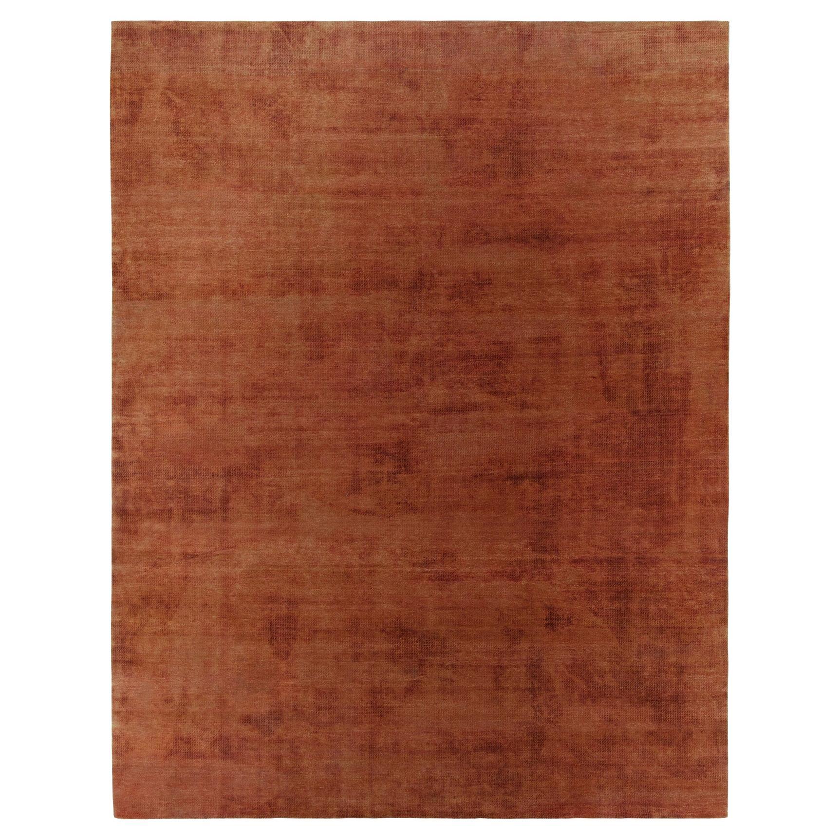 Une pièce scintillante de 15x19 issue des nouvelles collections audacieuses de tapis modernes en laine nouée à la main de Rug & Kilim. 

Cette pièce particulière bénéficie d'une conception très expérimentale utilisant une technique de lavage