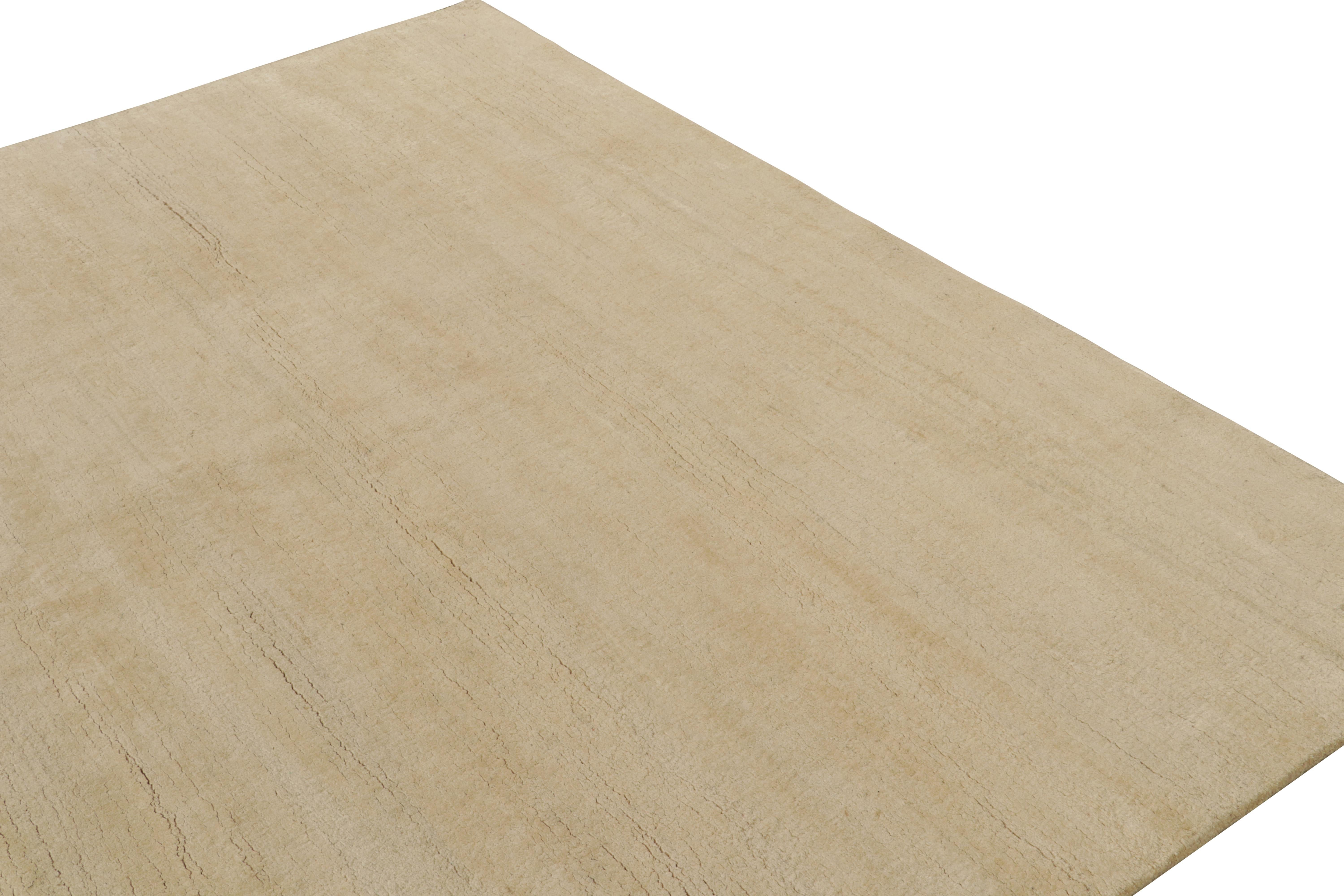 Silk Rug & Kilim’s Contemporary Rug in Solid Beige-Brown Striations For Sale