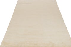 Rug & Kilim's Contemporary-Teppich in soliden Beige-Braun-Tönen
