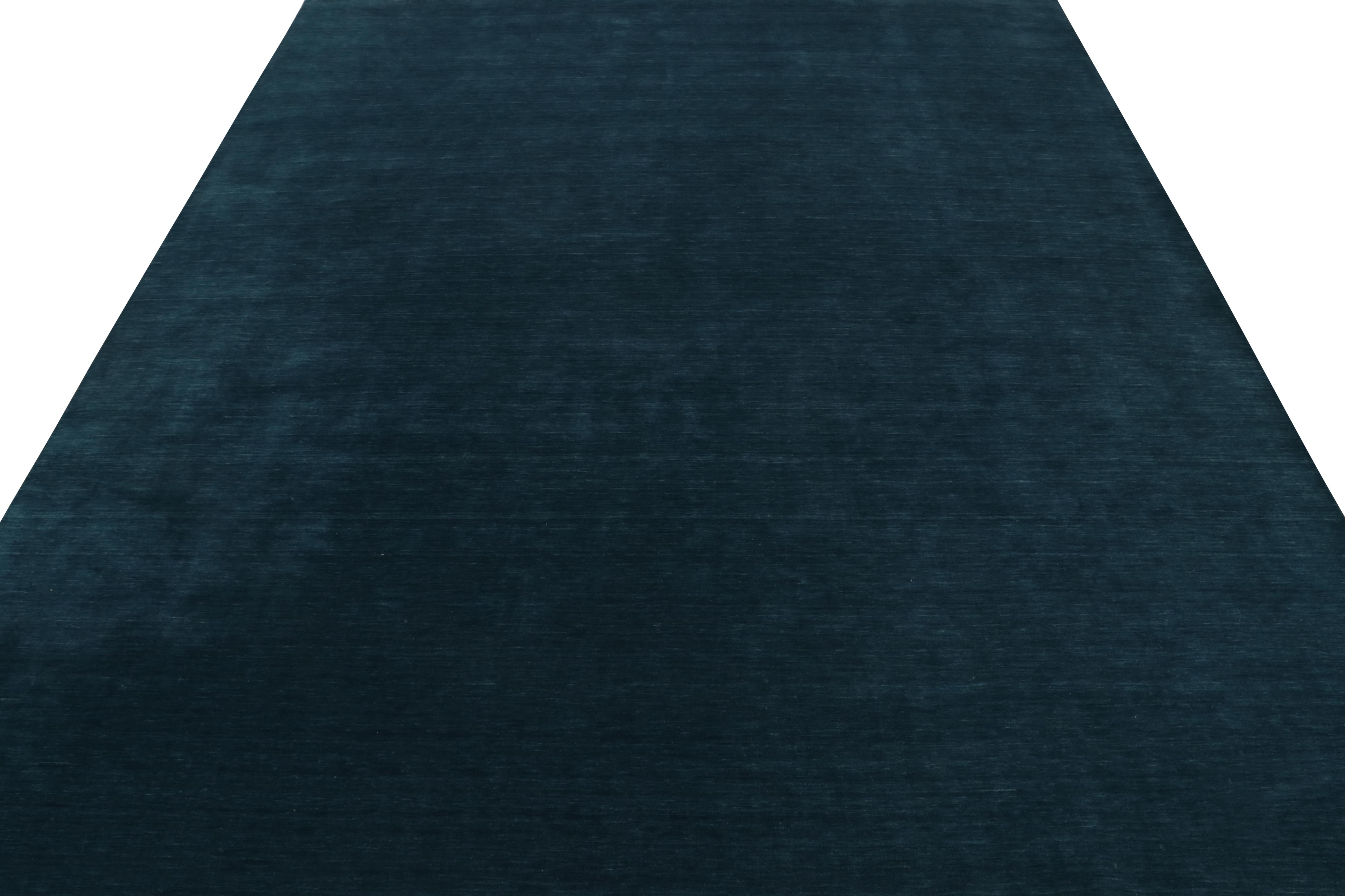 Indiano Rug & Kilim - Tappeto contemporaneo in blu solido in vendita