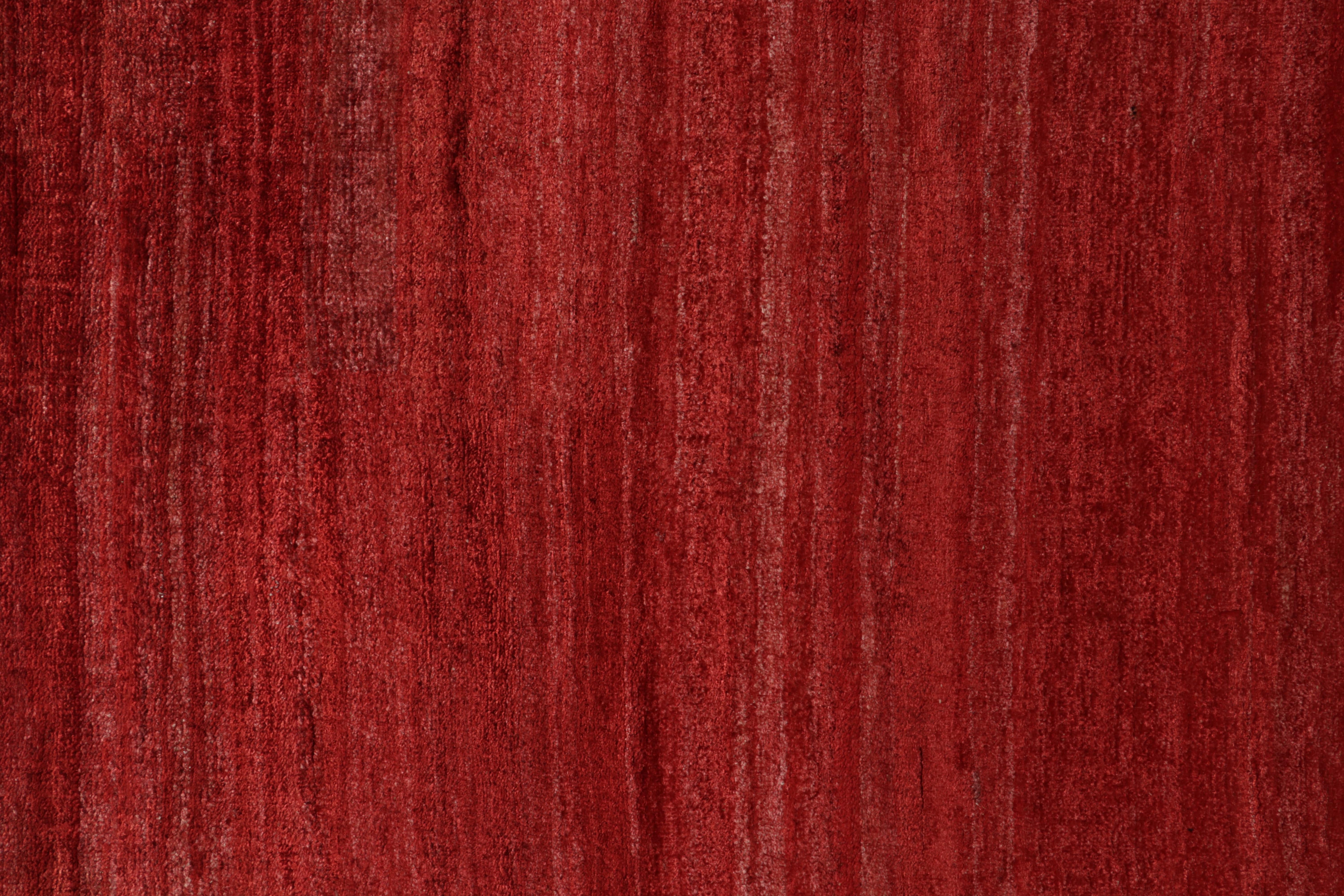 Rug & Kilim’s Contemporary Rug in Solid Red Striations, Plain Piece In New Condition For Sale In Long Island City, NY
