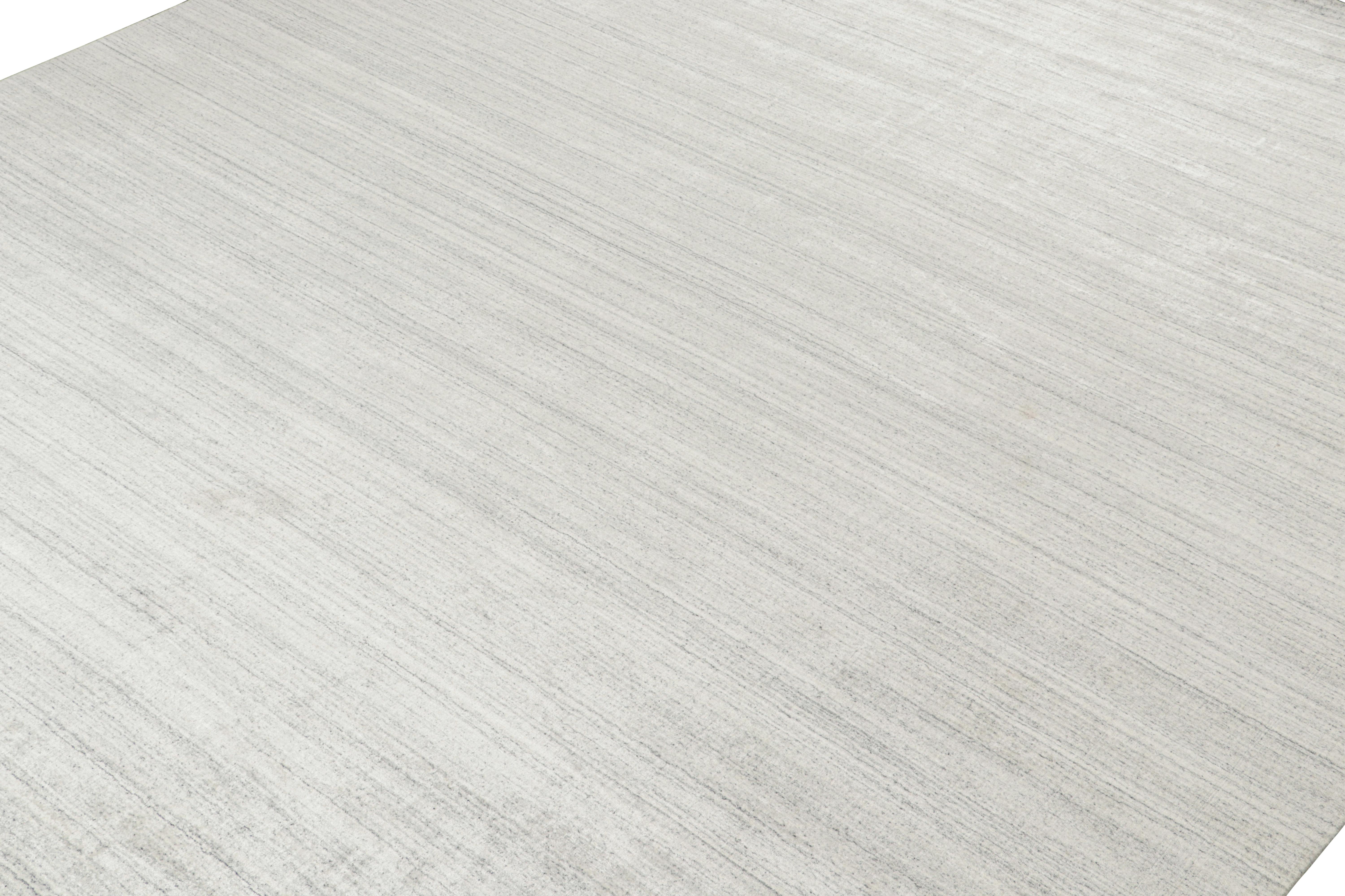 Rug & Kilim’s Contemporary Rug in Textural Silver, Off-White and Blue Striae In New Condition For Sale In Long Island City, NY