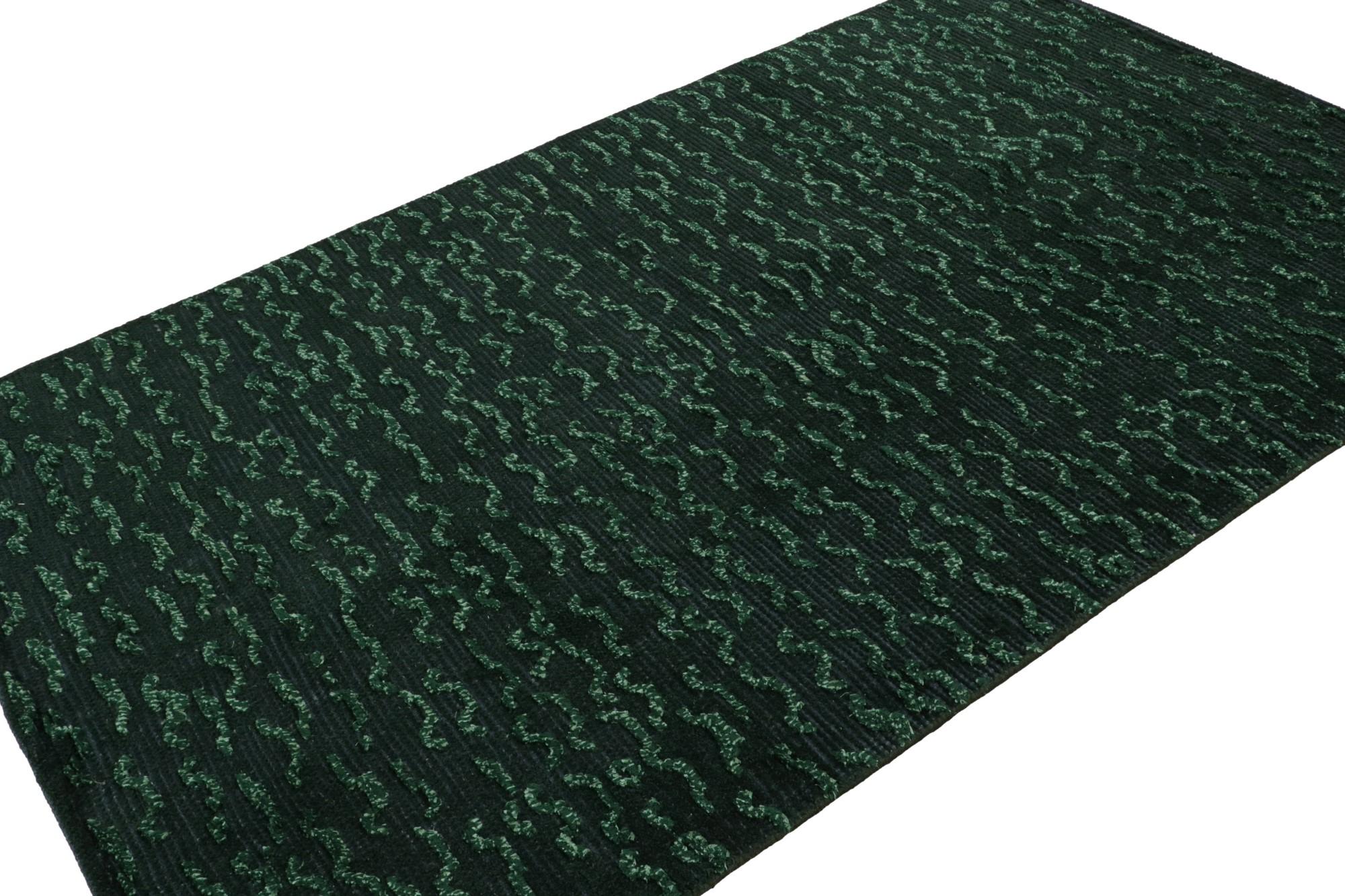 This contemporary 5x8 rug is the next bold addition to Rug & Kilim’s modern rug designs. Hand-knotted in wool & cotton.

Further on the Design: 

Making a smart take on minimalism, the immersive pattern enjoys tones of green. Keen eyes will admire a