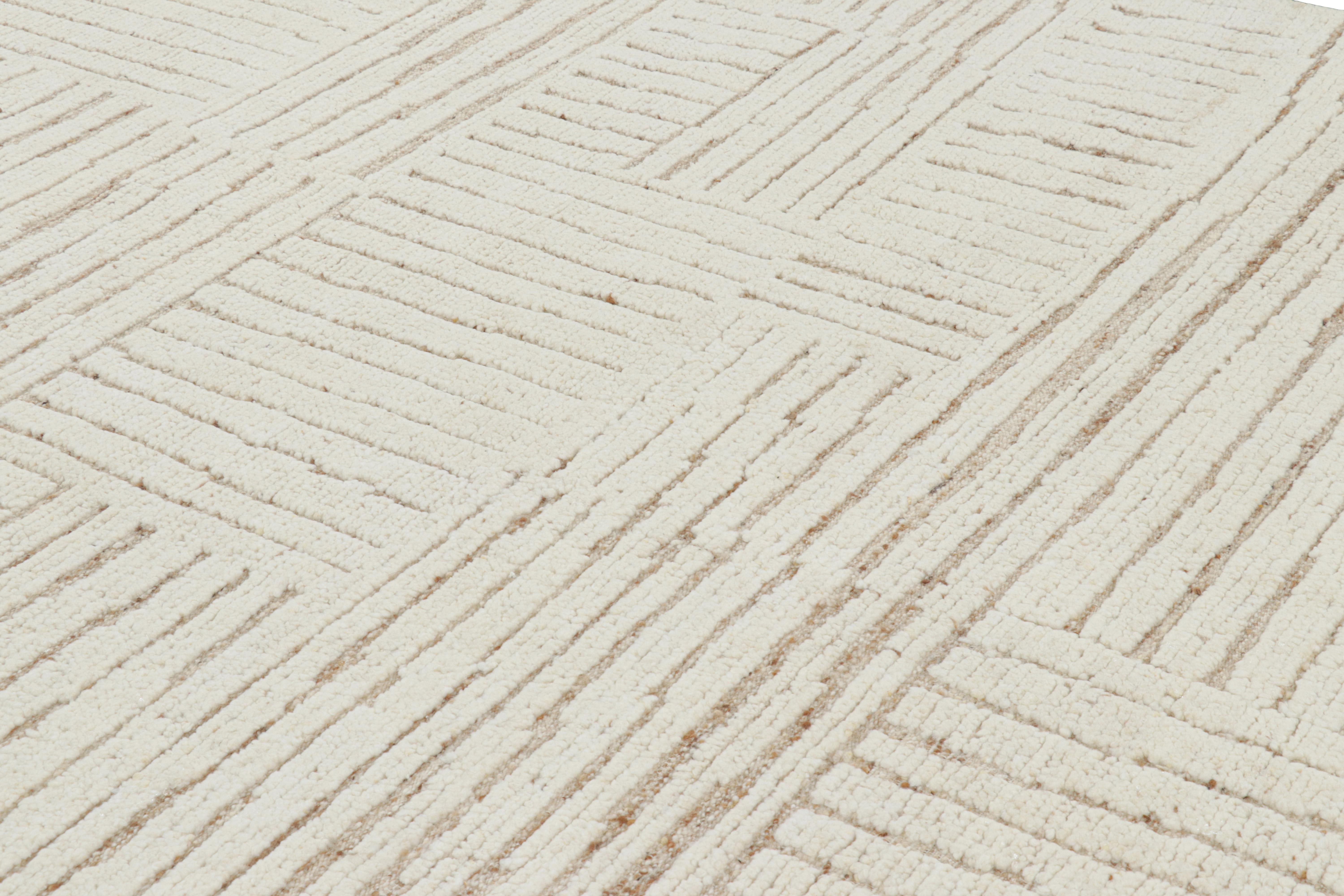 Dieser 8x10 große, handgeknüpfte Wollteppich gehört zu einer aufregenden neuen Linie in der Modern Collection'S von Rug & Kilim, die ein Zusammenspiel von schlichtem Design und komplizierten Strukturelementen bietet. Jedes Stück zeichnet sich durch