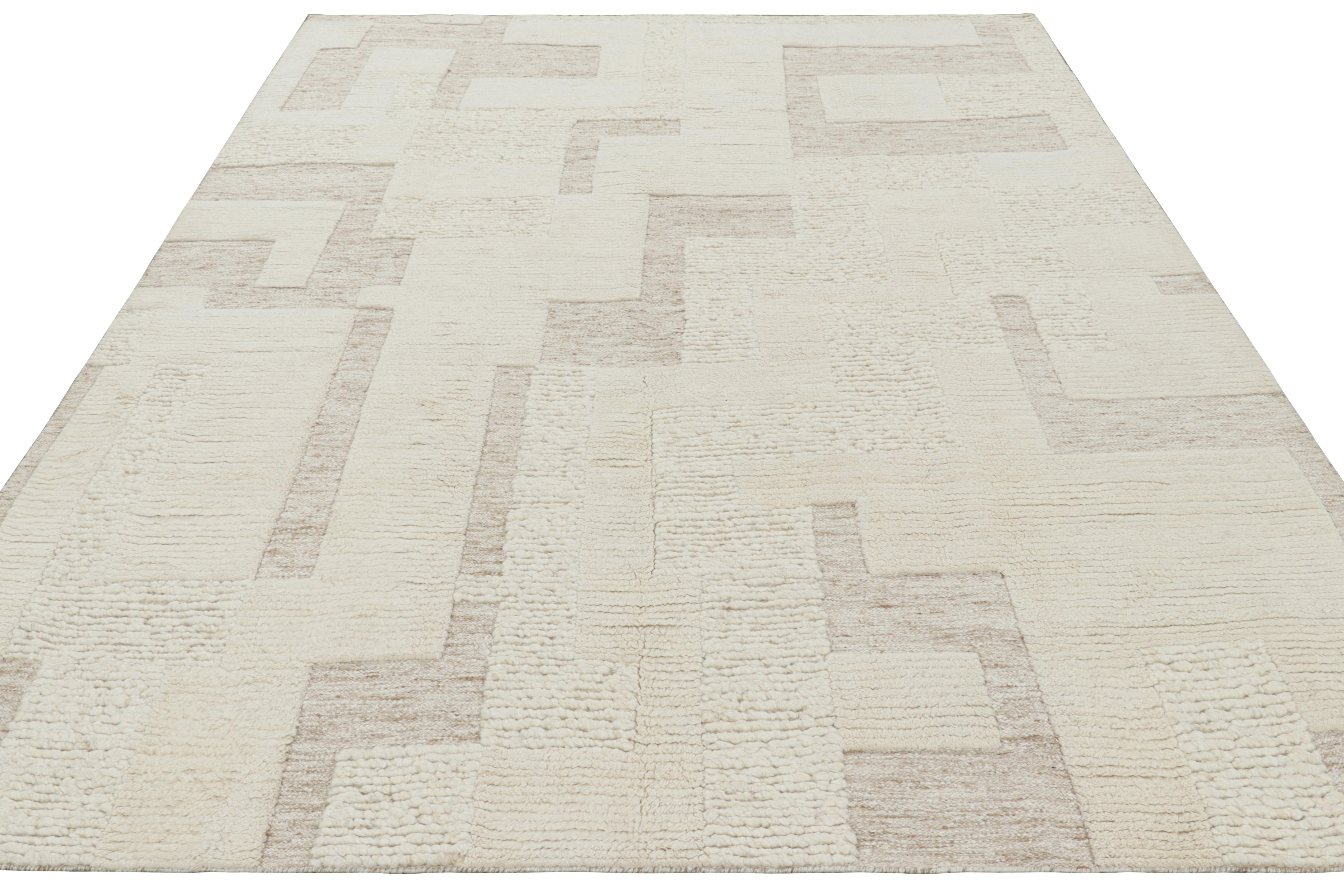 Rug & Kilim's Contemporary-Teppich in Weiß mit geometrischen Hoch-Tief-Mustern (Indisch) im Angebot