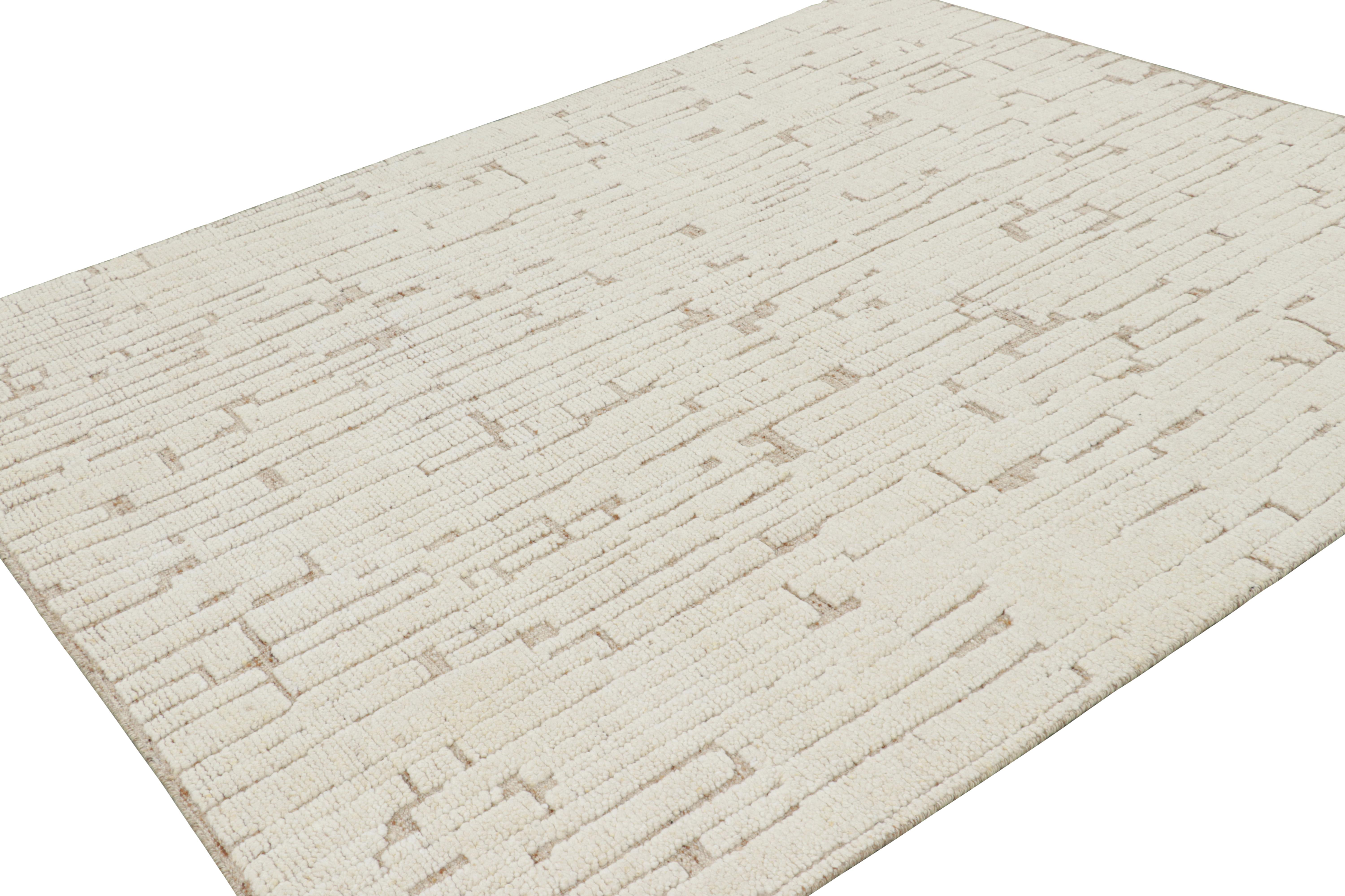 Rug & Kilim's Contemporary-Teppich in Weiß mit geometrischen Hoch-Tief-Mustern (Handgeknüpft) im Angebot