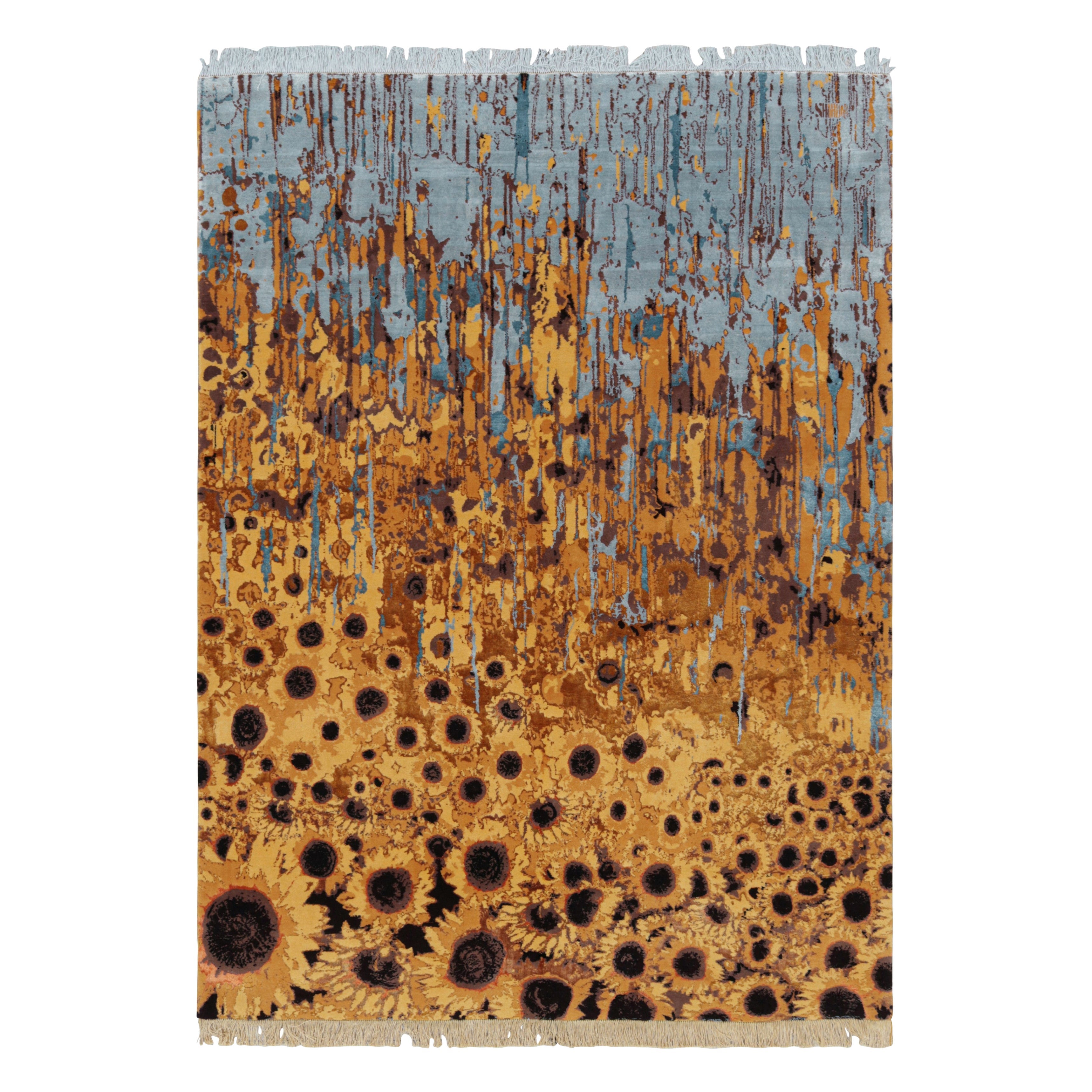 Rug & Kilim's Contemporary Rug With Abstract Floral Pattern Molten Sunflowers (Tapis contemporain avec motif floral abstrait) en vente
