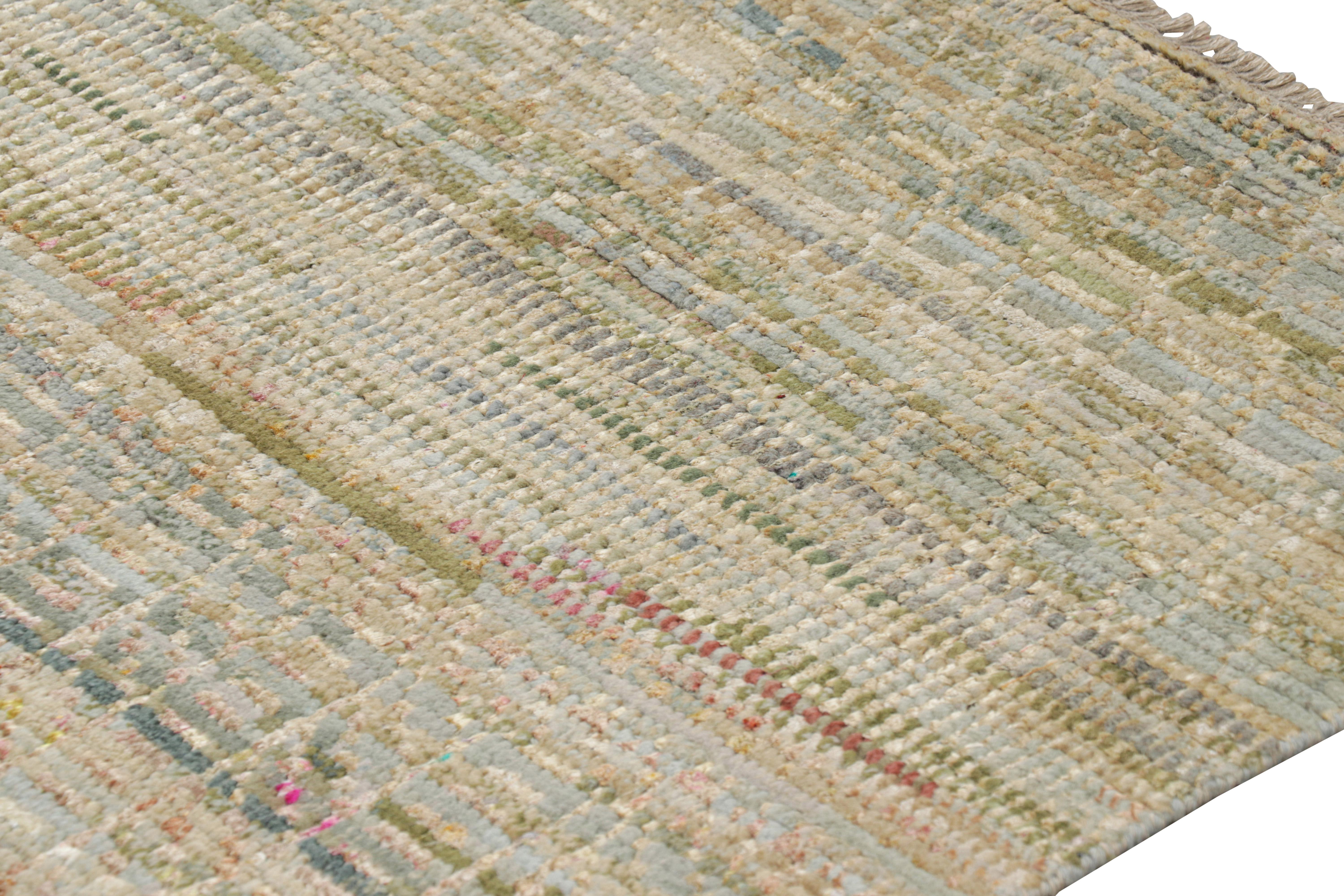 Alfombra contemporánea de Rug & Kilim con rayas policromáticas y motivos geométricos Moderno en venta