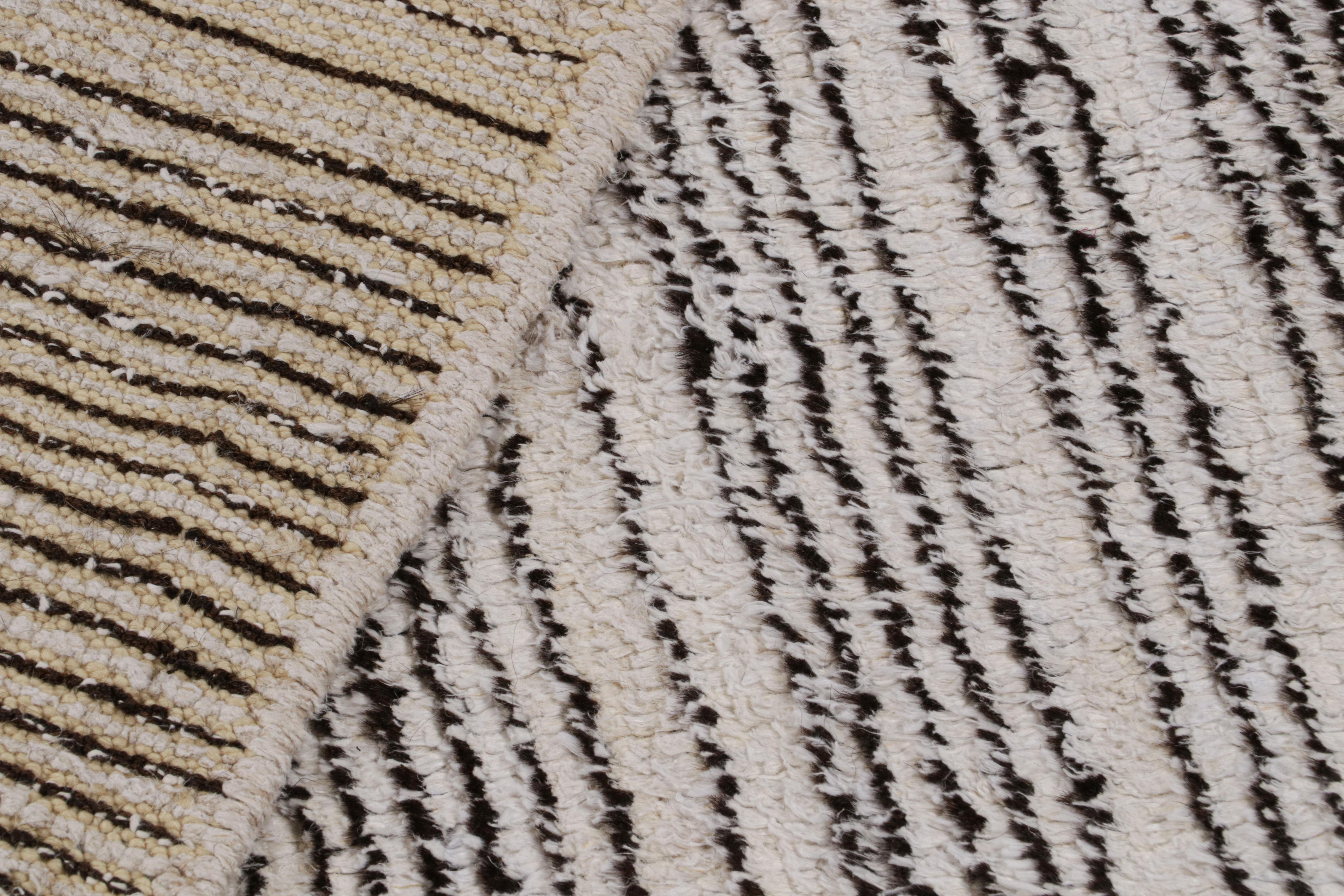 Wool Rug & Kilim’s Contemporary Rug with White and Black Stripes and Gradation “Sky” For Sale