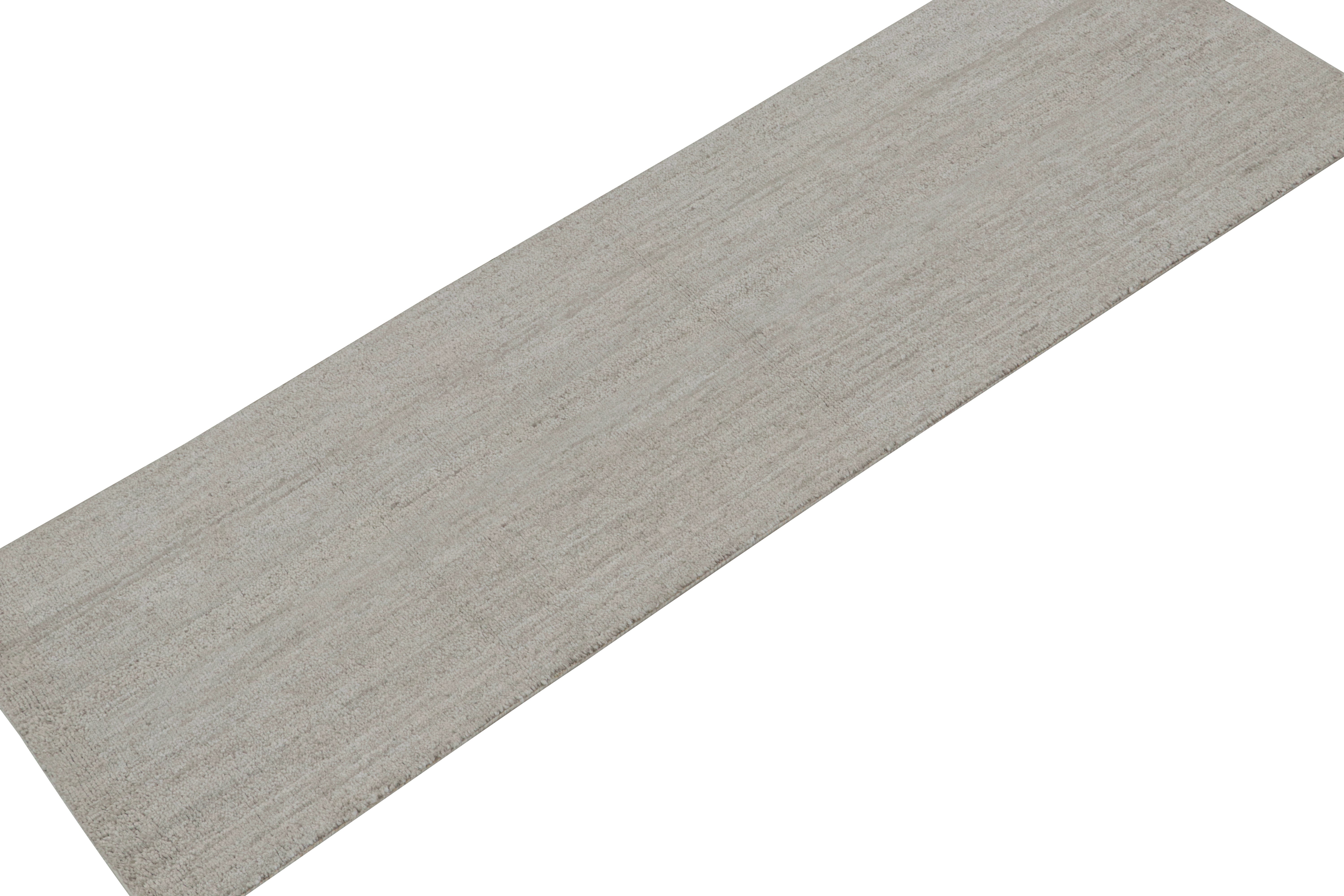 Zeitgenössischer Läufer und Strukturteppich von Rug & Kilim in massivem grauem Streifenmuster (Indisch) im Angebot