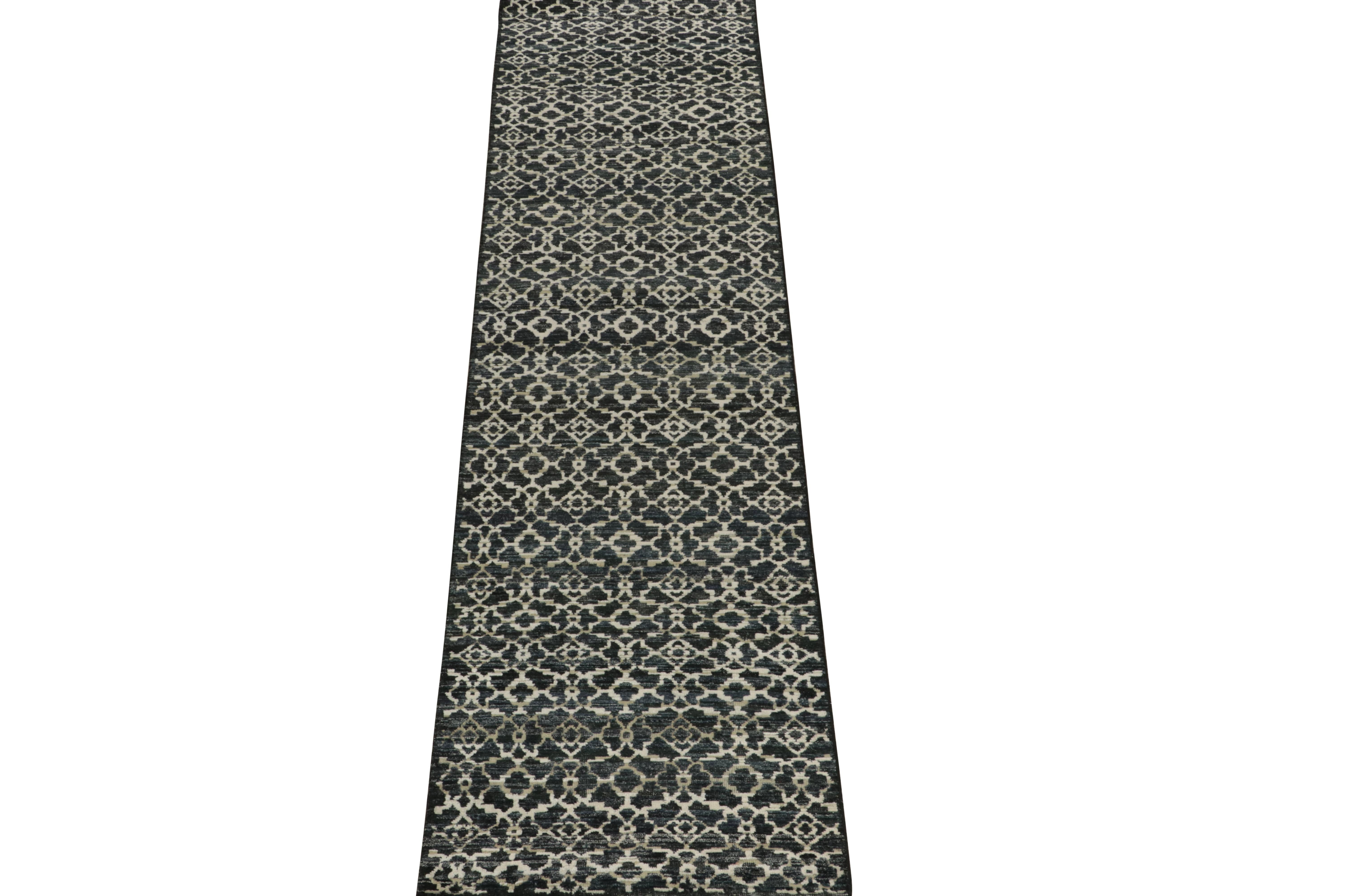 Modern Rug & Kilim’s Contemporary runner in Black, Blue & White Trellis Patterns For Sale