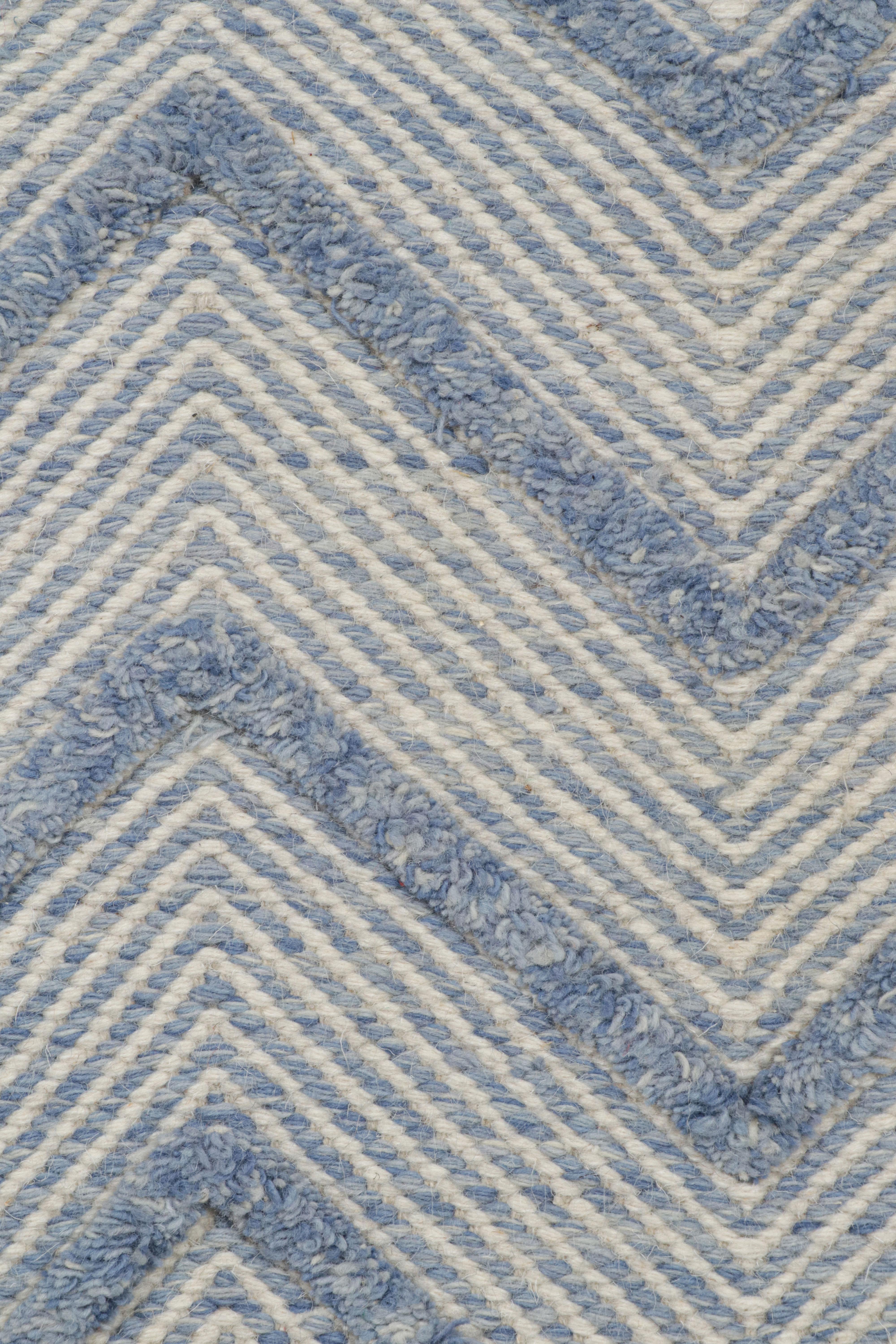 Indian Rug & Kilim’s Contemporary Scatter Rug with White and Blue Chevron Patterns  For Sale