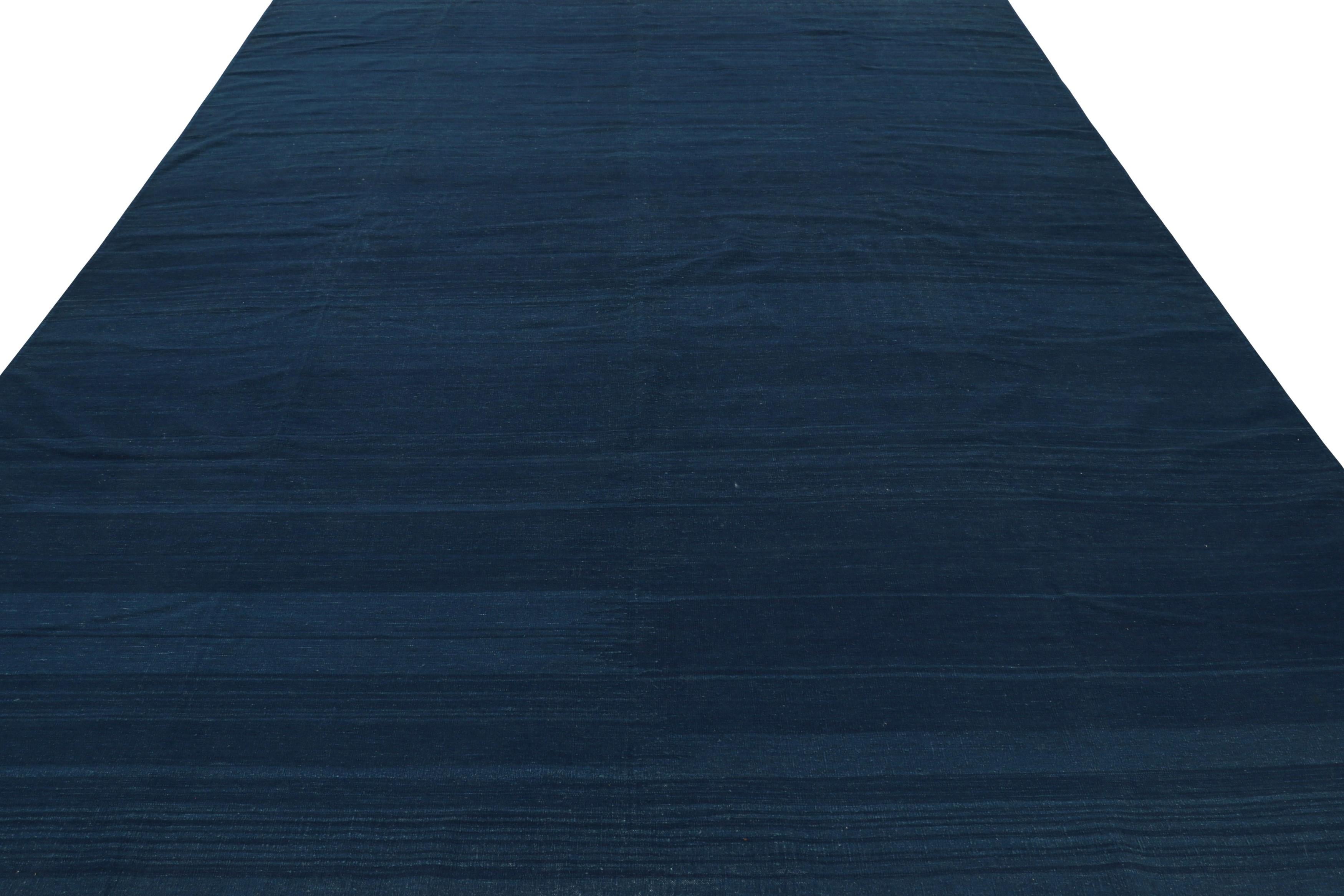 Hand-Woven Rug & Kilim’s Contemporary Solid Dhurrie Rug in Indigo Tones For Sale