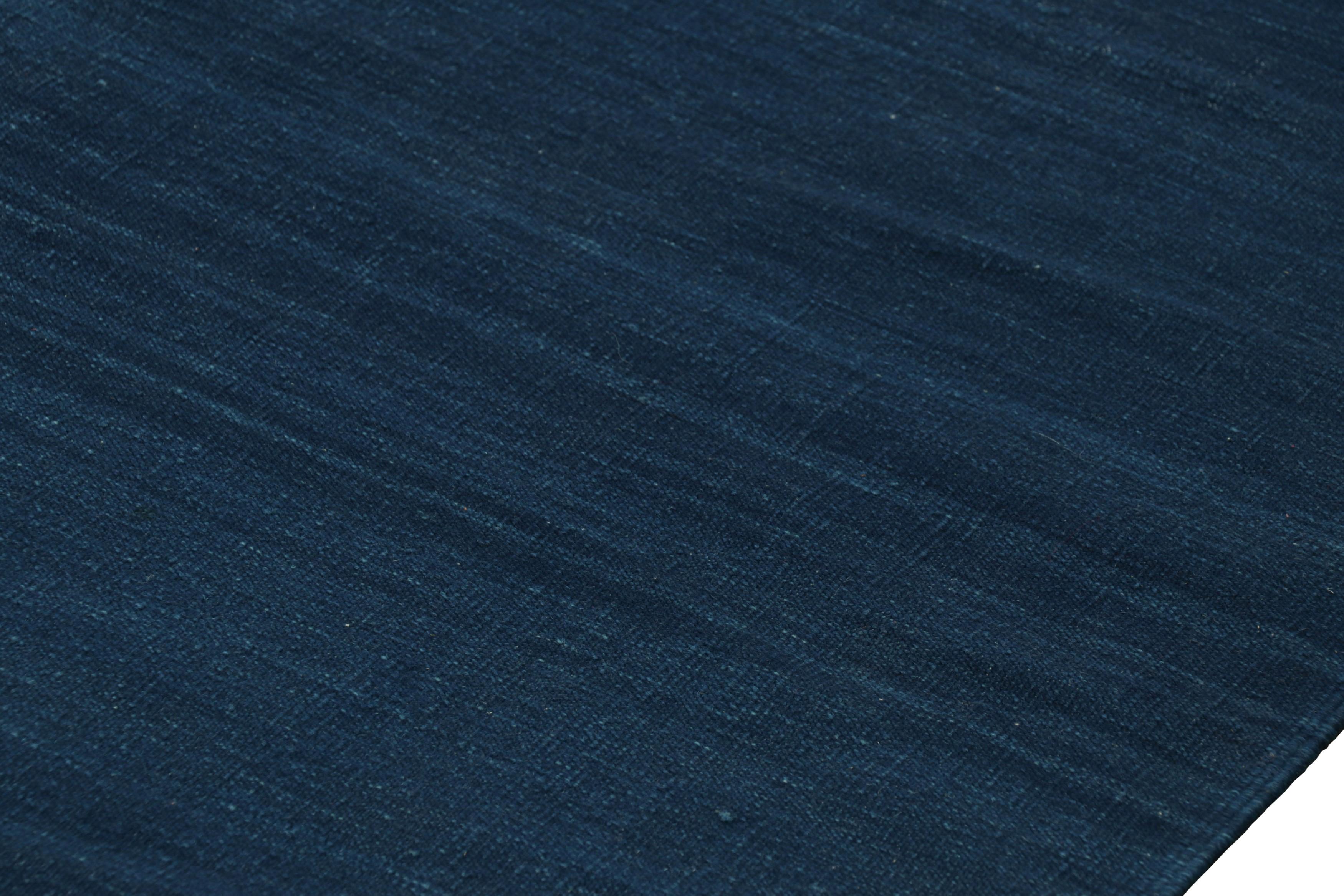 Cotton Rug & Kilim’s Contemporary Solid Dhurrie Rug in Indigo Tones For Sale