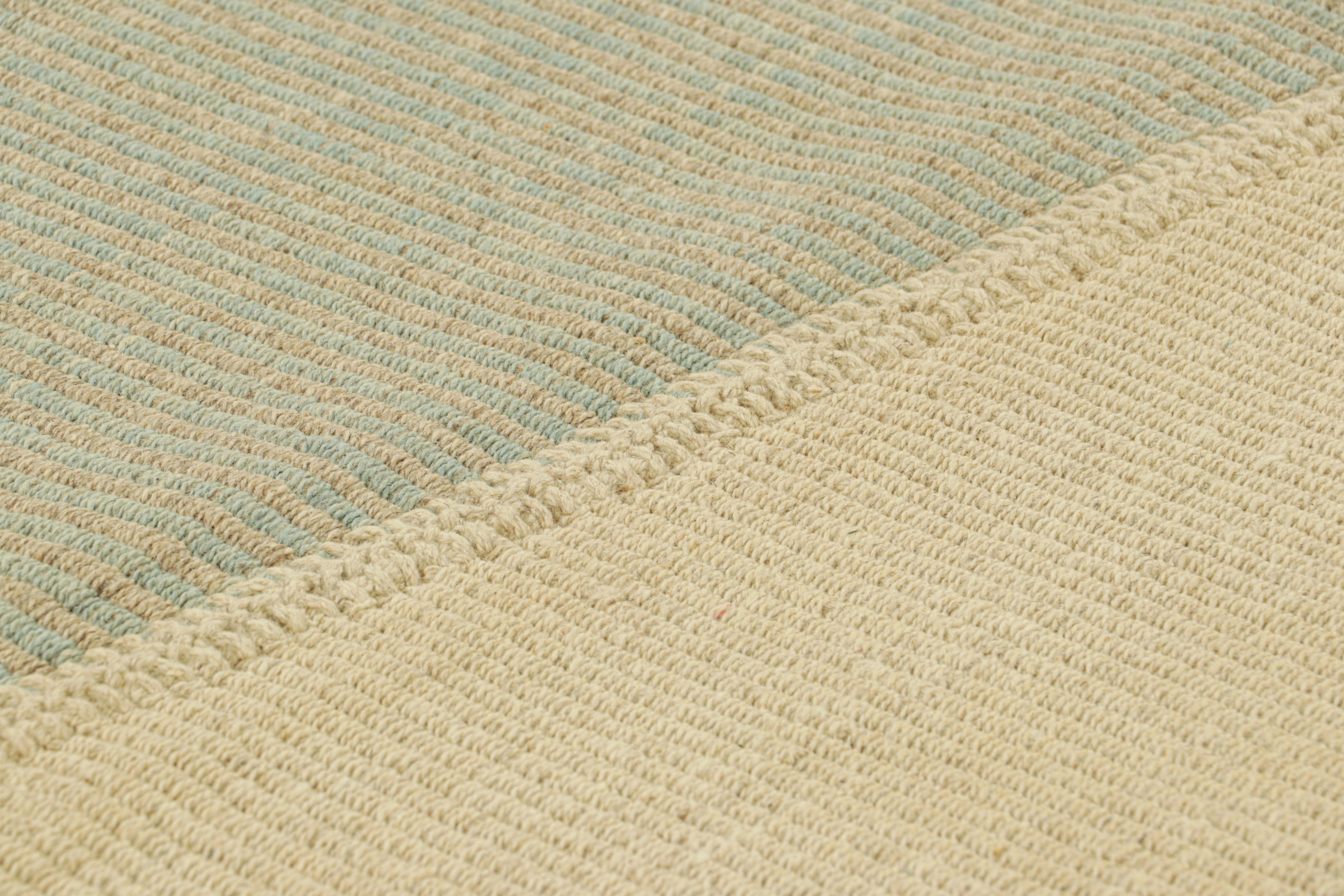Tissé à la main en laine, ce Kilim 4x4 fait partie d'une nouvelle collection de tissage plat personnalisable de Rug & Kilim.

Sur le Design :

