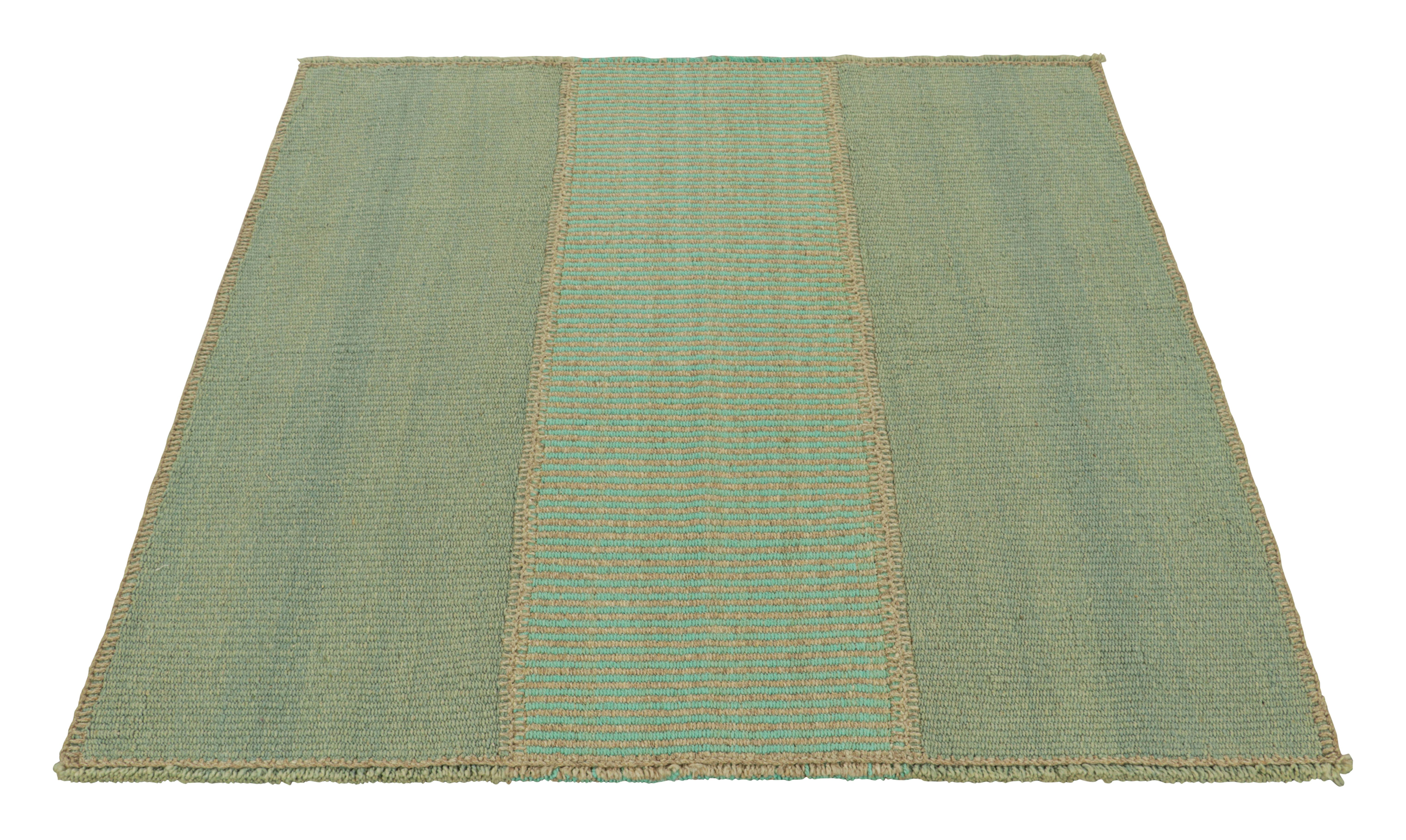 Rug & Kilim's Contemporary Square Kilim in Türkis und Beige Textural Stripes (Handgewebt) im Angebot