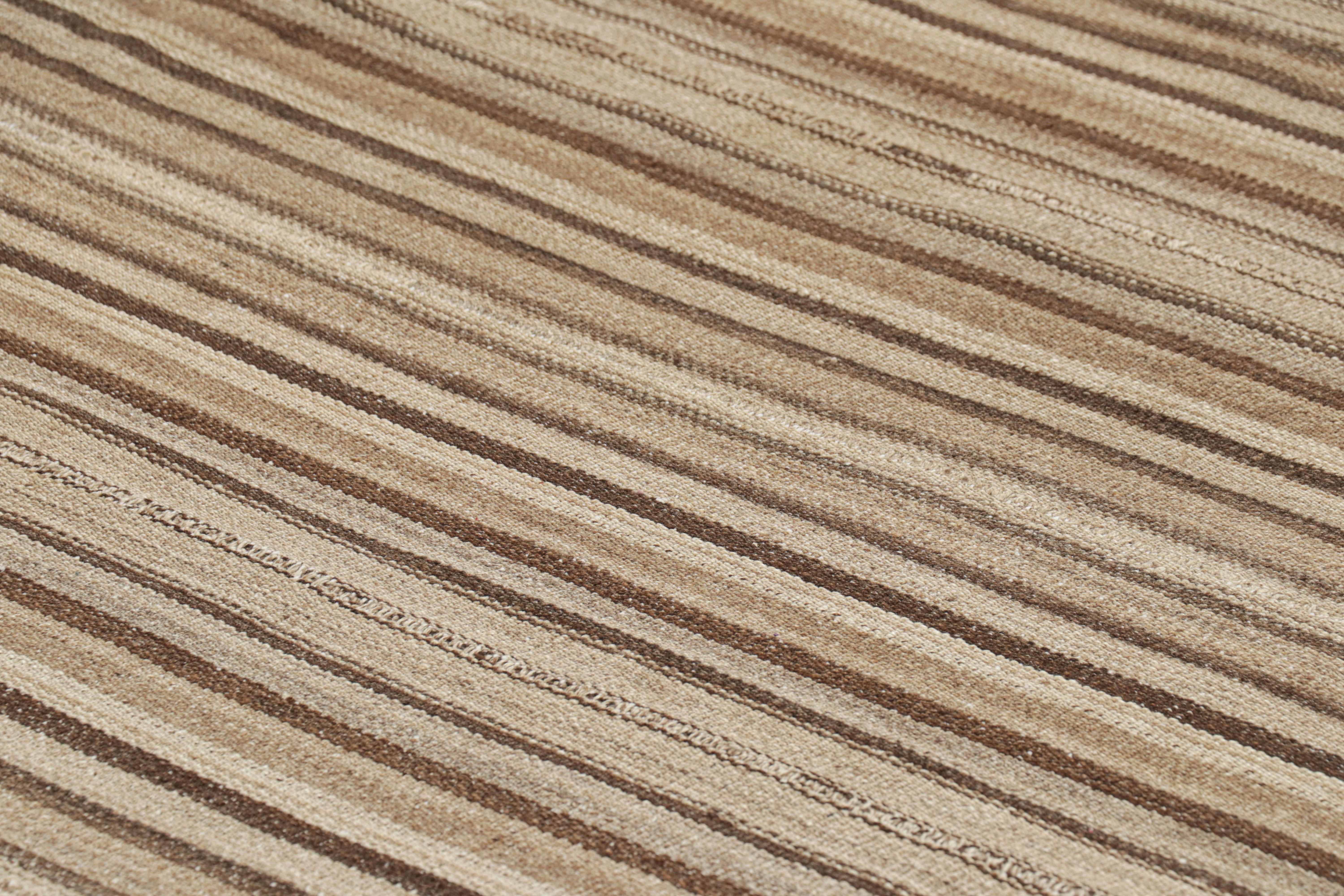 Handwoven in wool, this 12x12 contemporary Kilim is from an exciting new custom-capable flatweave collection by Rug & Kilim.

On the Design:

“Rez Kilim” represents a contemporary homage to Turkish and Persian panel-weaving styles in a textural