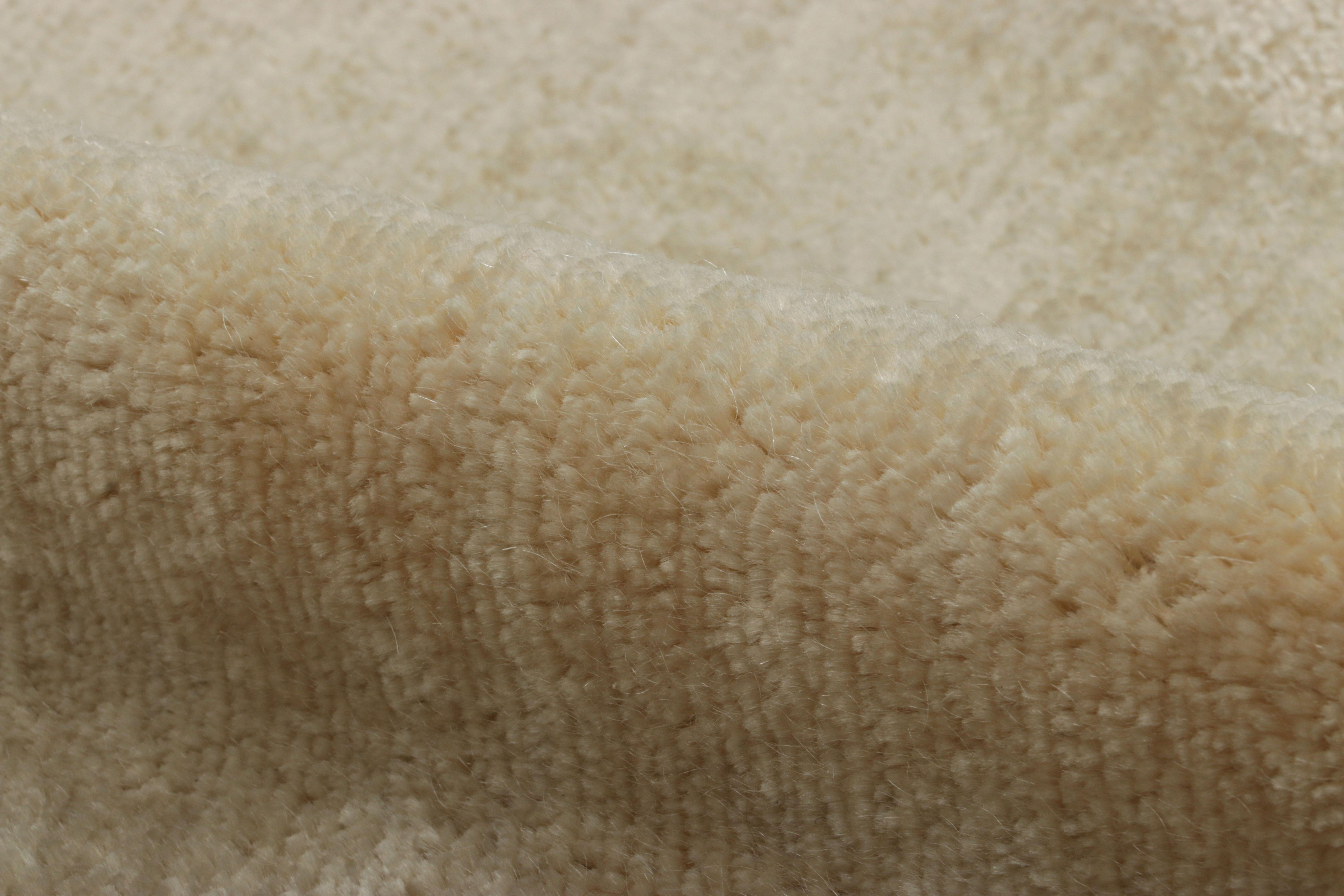 Alfombra cuadrada contemporánea Rug & Kilim en beige-marrón con motivos de rombos apagados Hilo en venta