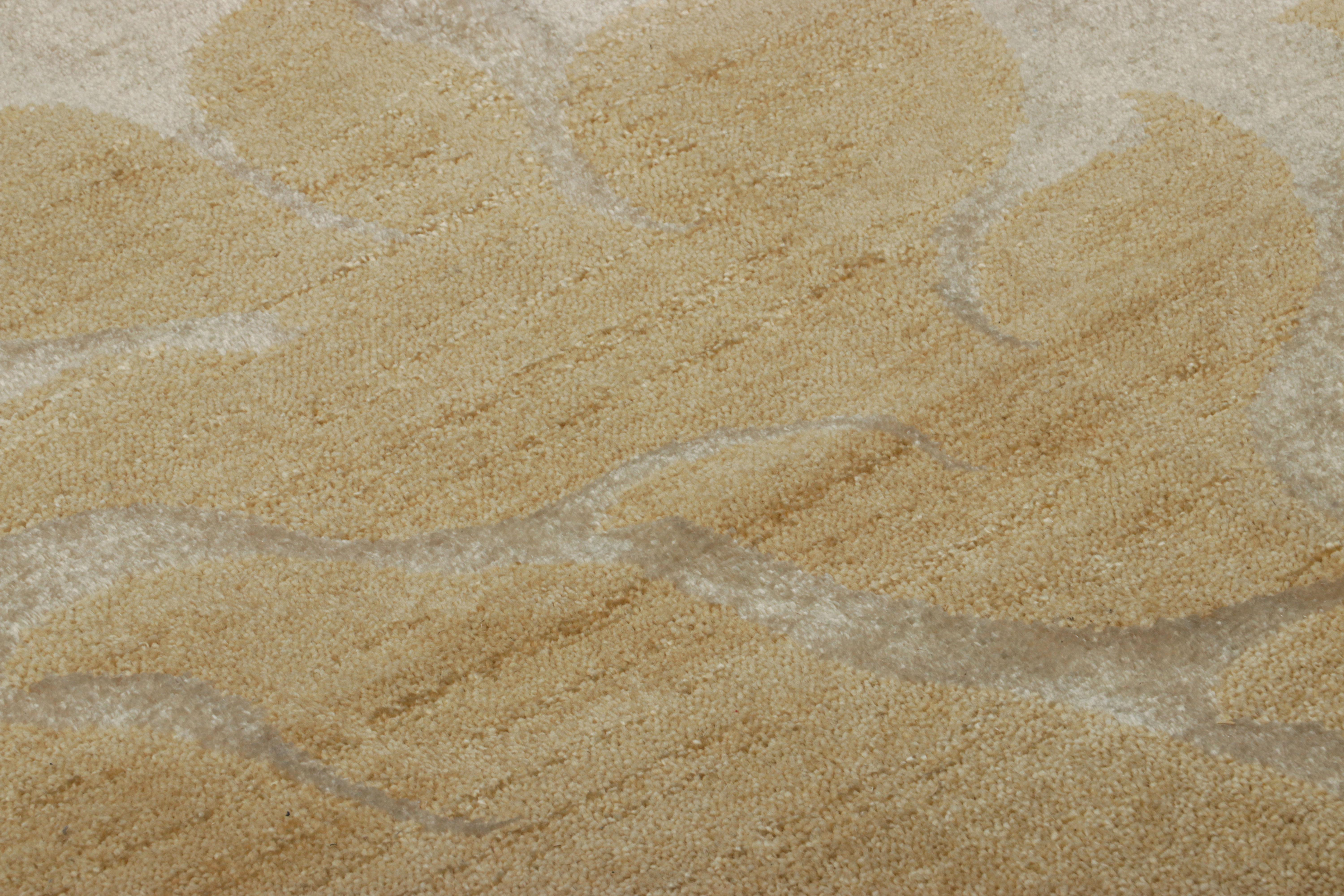 Fabriqué à partir d'un luxueux mélange de laine, de soie et de fils exotiques noués à la main, ce tapis contemporain 3x3 carrés est un nouvel ajout à la Modern Collection de Rug & Kilim. 


Sur le Design : 

Les admirateurs de l'artisanat