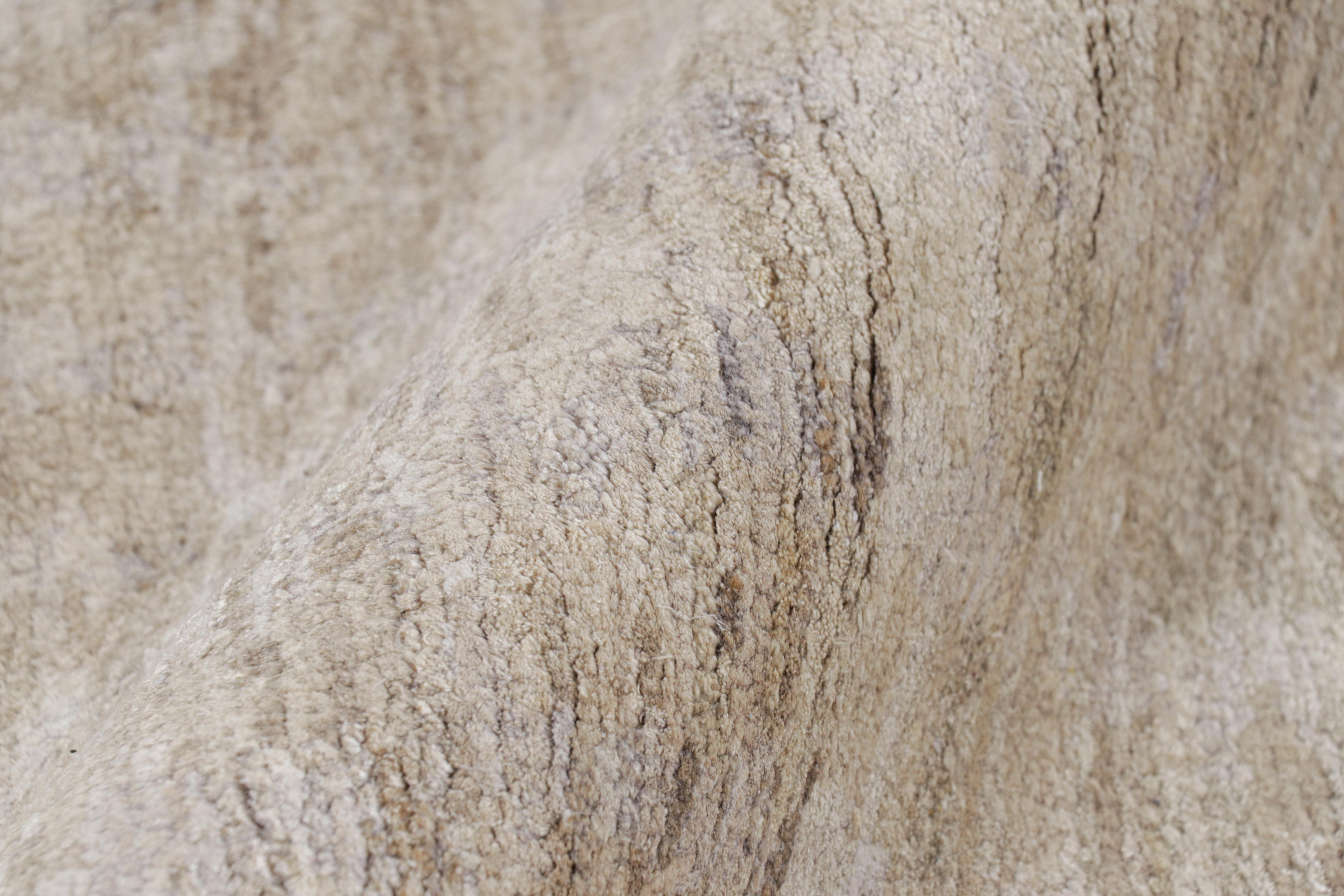 Rug & Kilim’s Contemporary Textural Rug in Beige-Brown and Gray Tones In New Condition For Sale In Long Island City, NY